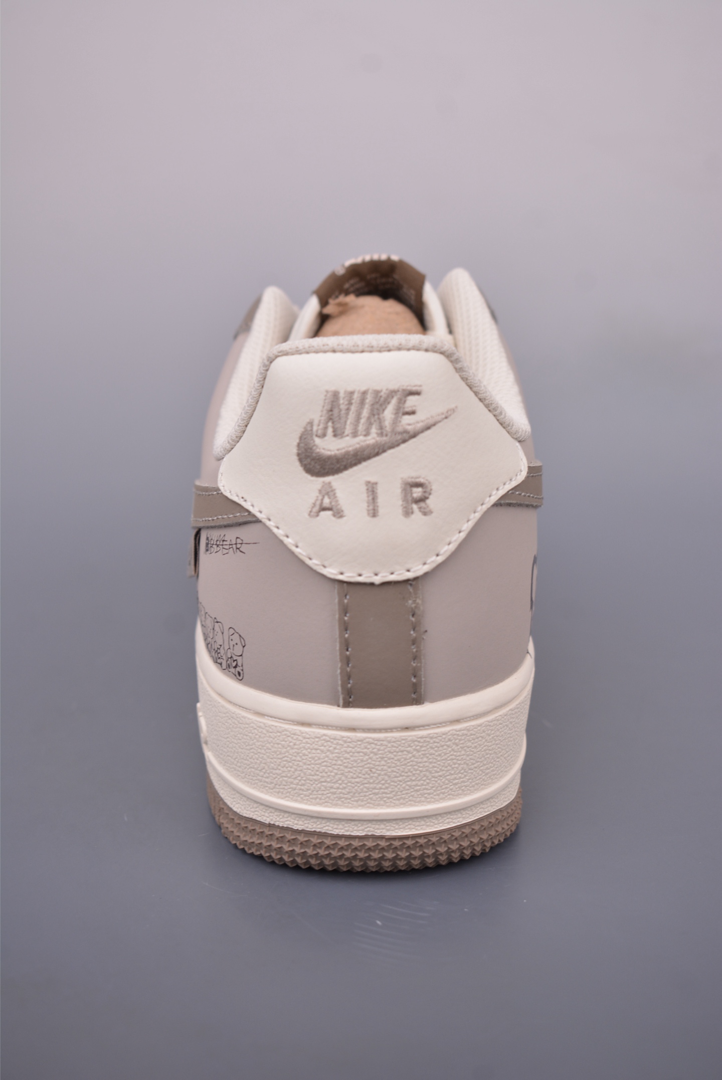 Nike Air Force 1 Low Violent Bear Collaboration Shoes 5 i1749247309601 8603 0 3