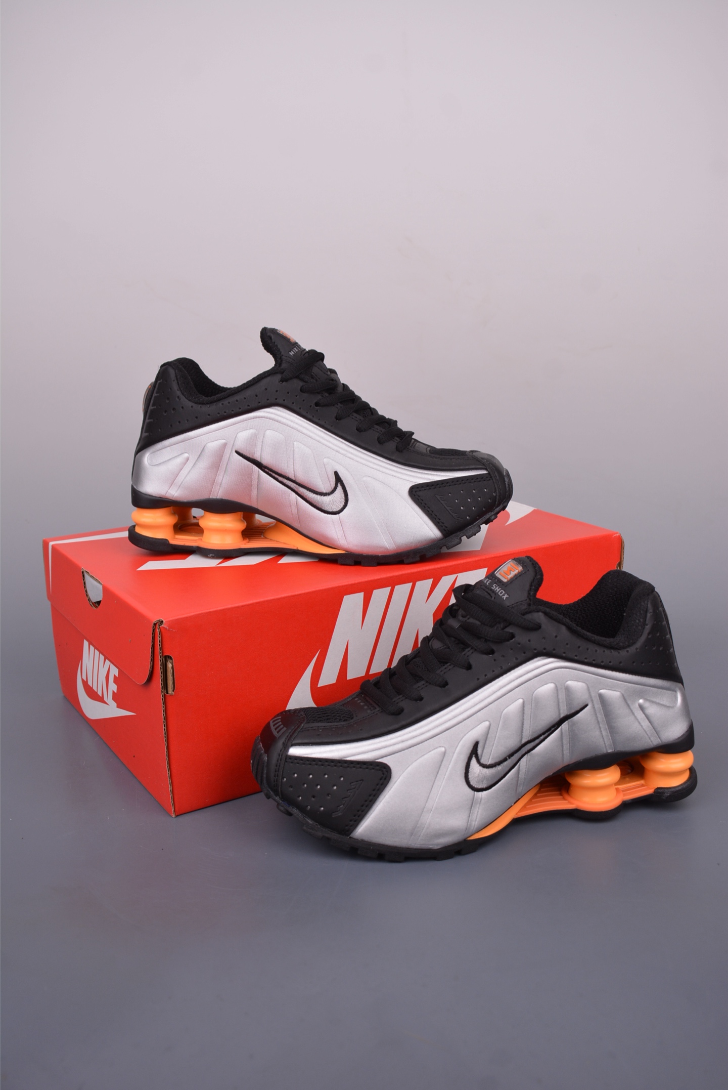 Nike Shox Ride 2 SP x Supreme Running Shoes - Cushioning, Comfort, and Style 6 i1749247638695 3654 0 4