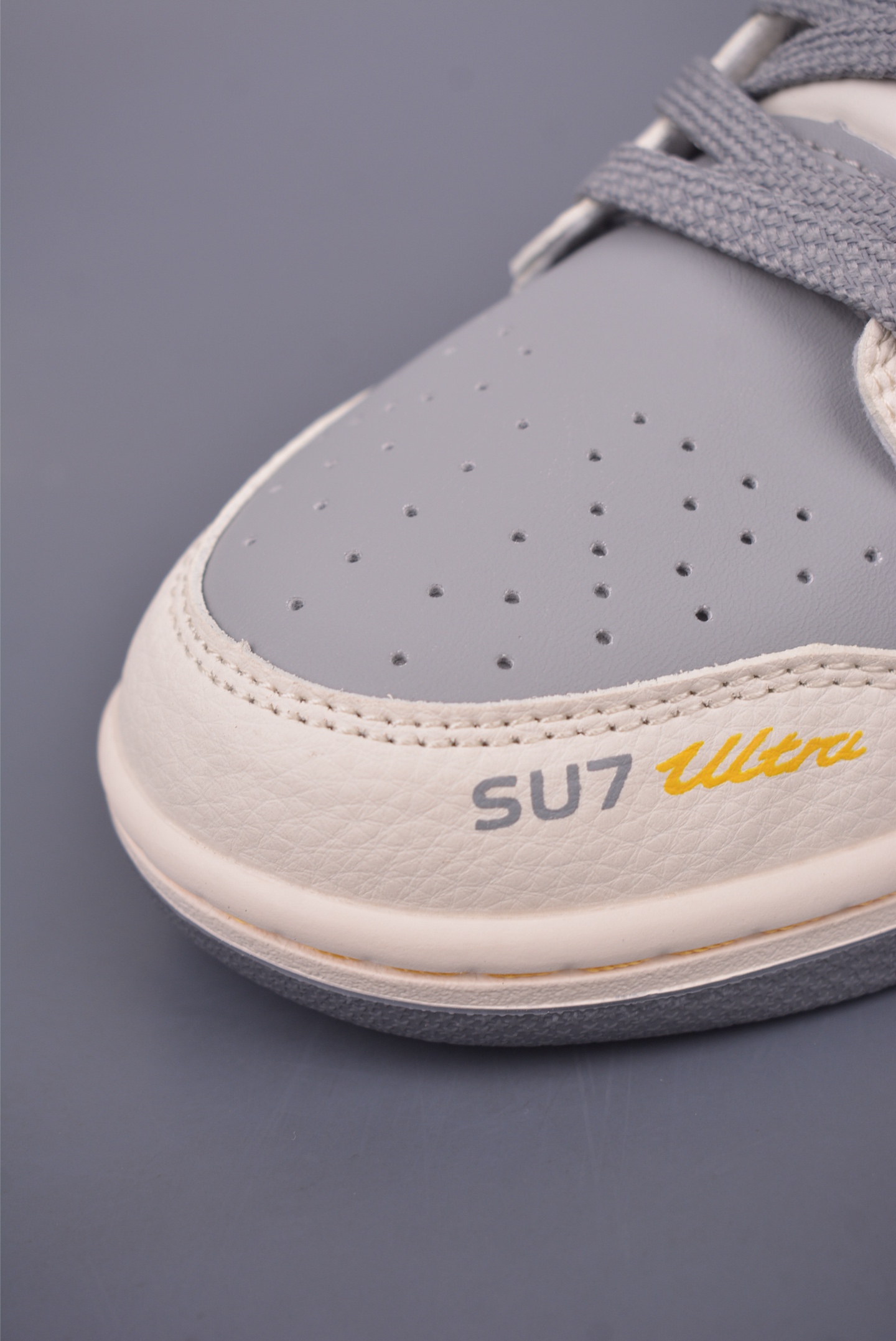 Nike SB Dunk Low Xiaomi SU7: Premium Leather, Enhanced Comfort, Perfect Detailing 6 i1749250751301 3748 0 5