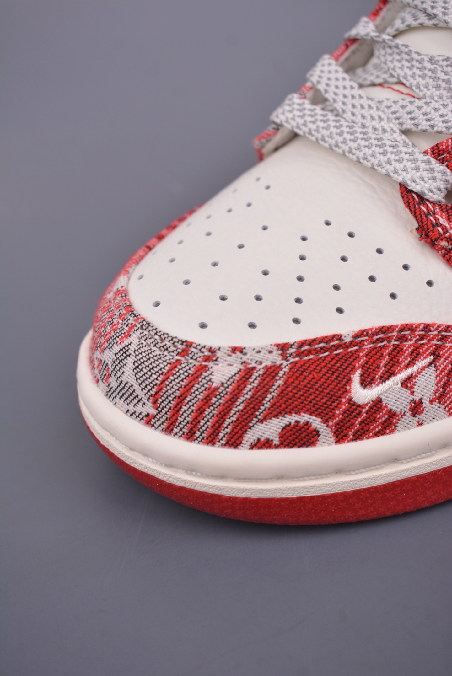 Nike SB Dunk Low Louis Vuitton Custom Sneakers - Premium Quality & Design 6 i1749250834389 9576 0 5