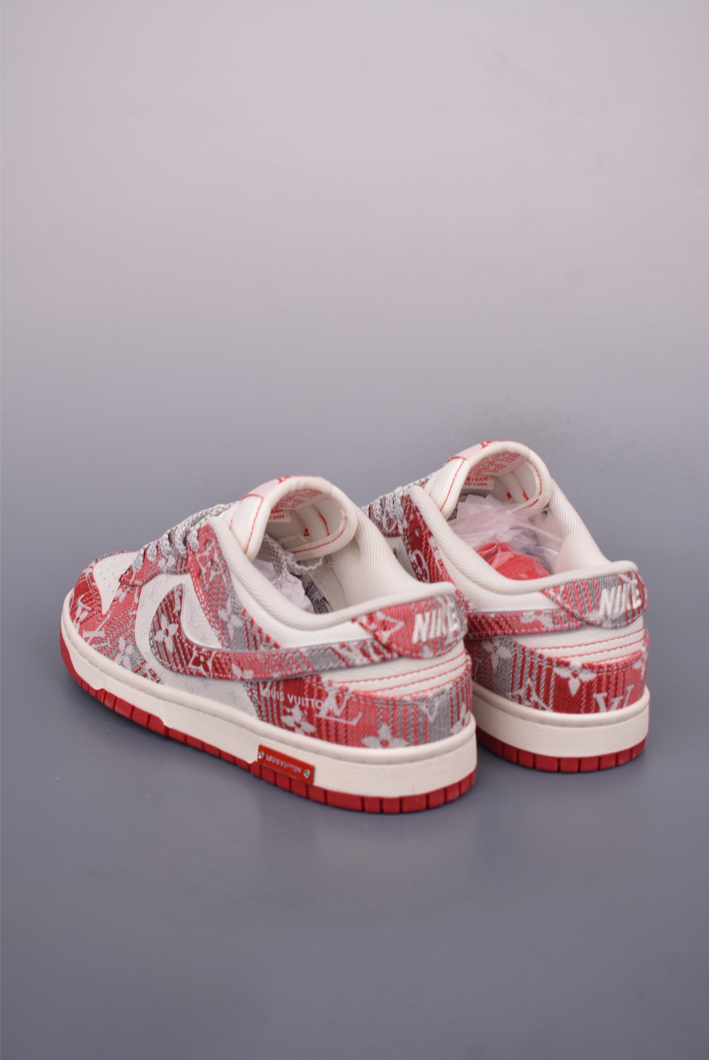 Nike SB Dunk Low Louis Vuitton Custom Sneakers - Premium Quality & Design 2 i1749250834402 211 0 1