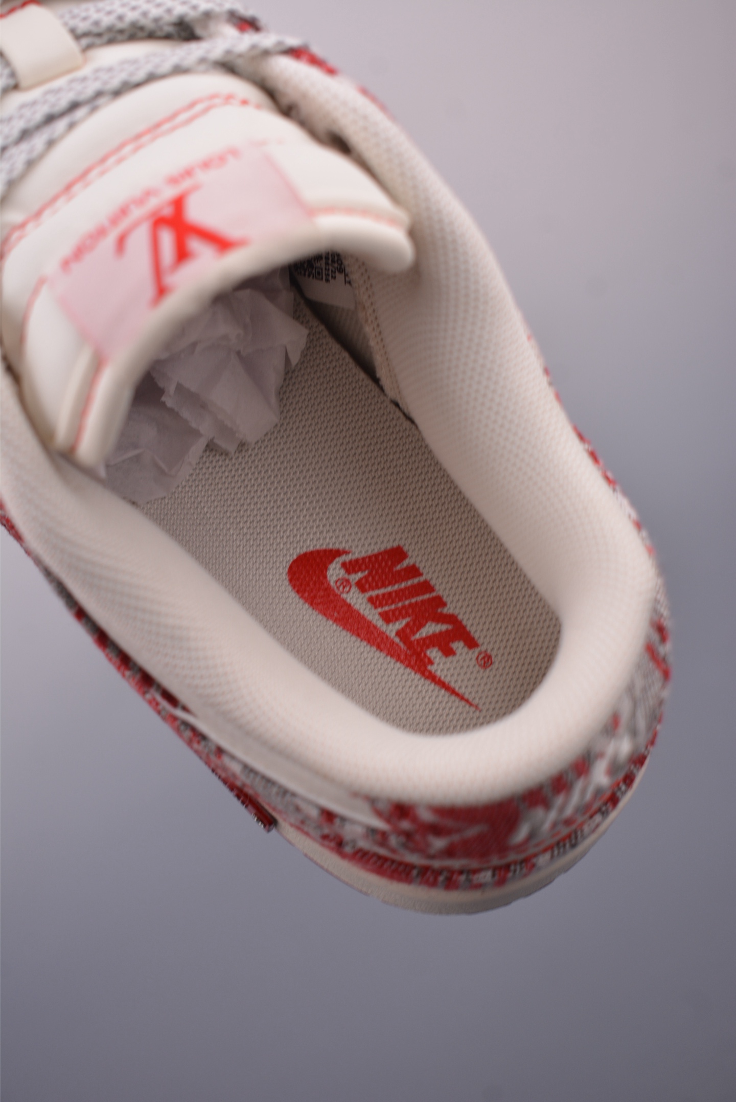 Nike SB Dunk Low Louis Vuitton Custom Sneakers - Premium Quality & Design 9 i1749250834432 1201 0 8