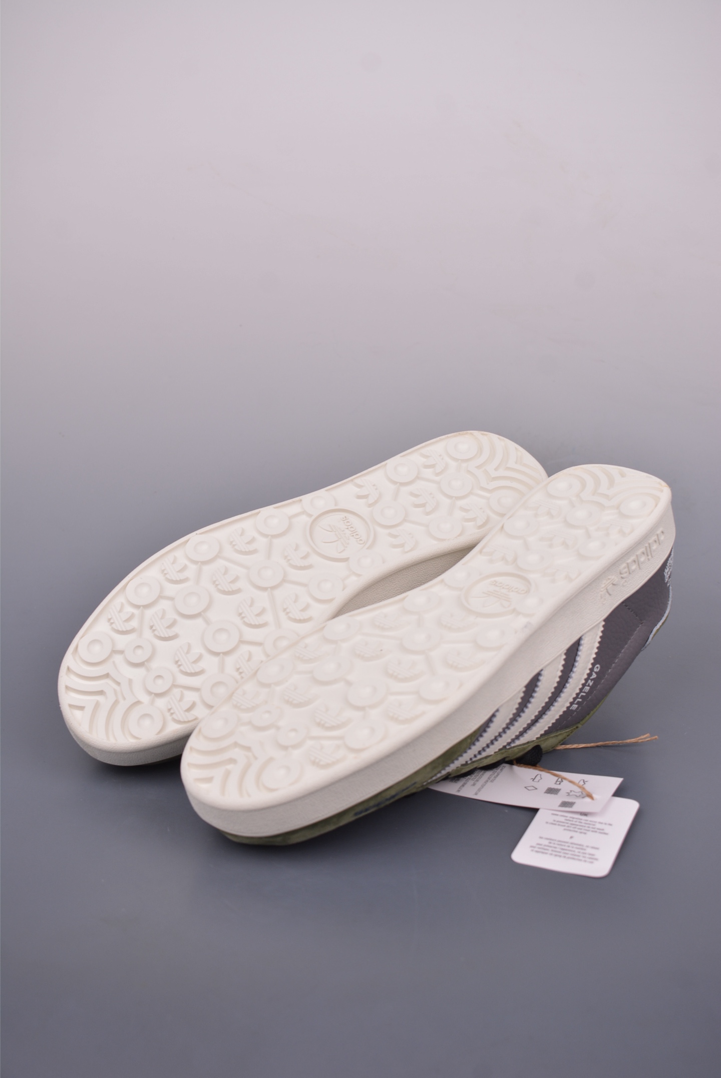 Adidas Gazelle OG DIY Retro Sneakers - Premium Quality, Comfortable Fit 4 i1749250902929 7507 0 2
