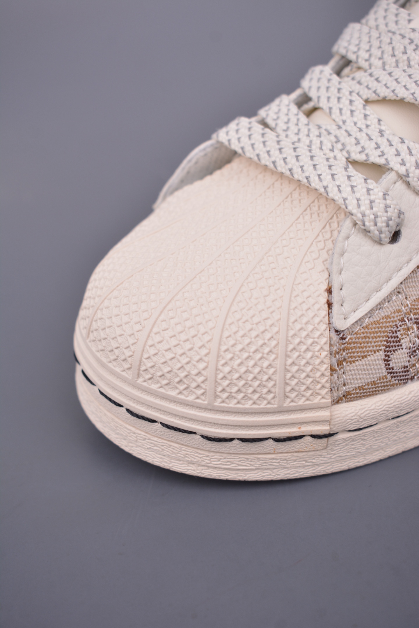 Adidas Originals Superstar 2025 - Classic Shell Toe Sneaker with DIY Detail 6 i1749250970087 4166 0 5
