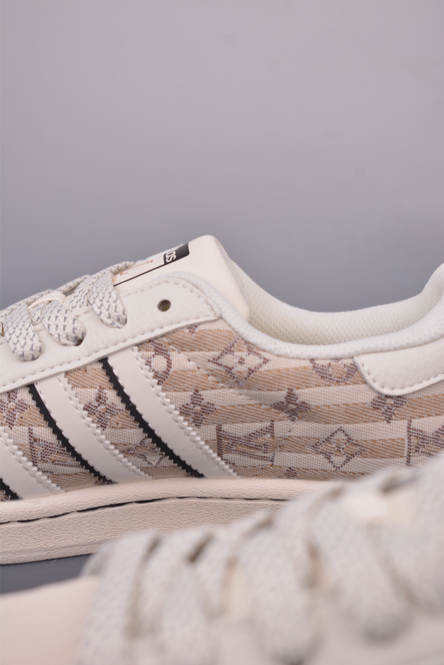 Adidas Originals Superstar 2025 - Classic Shell Toe Sneaker with DIY Detail 8 i1749250970092 9074 0 7