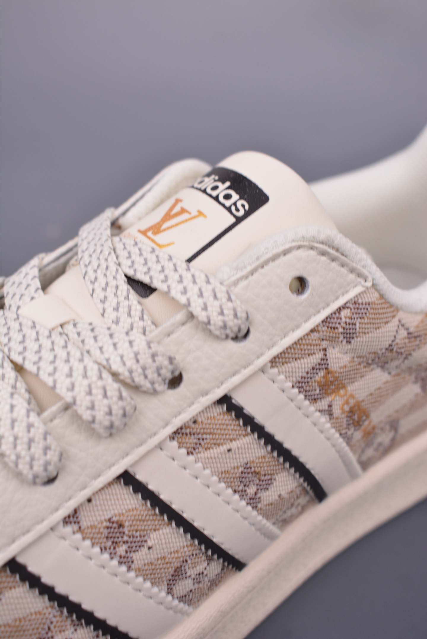 Adidas Originals Superstar 2025 - Classic Shell Toe Sneaker with DIY Detail 7 i1749250970107 471 0 6