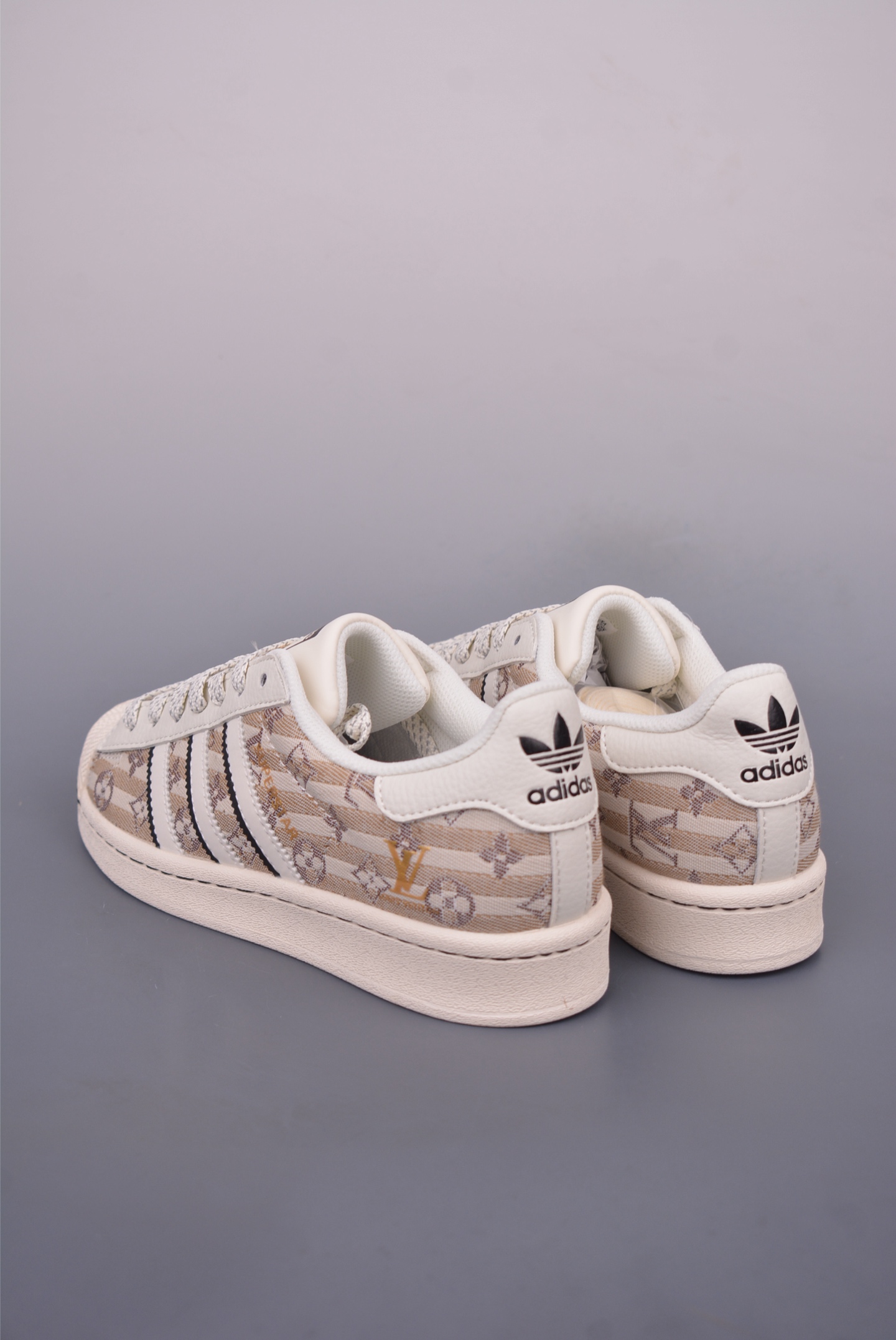 Adidas Originals Superstar 2025 - Classic Shell Toe Sneaker with DIY Detail 2 i1749250973931 3758 0 1