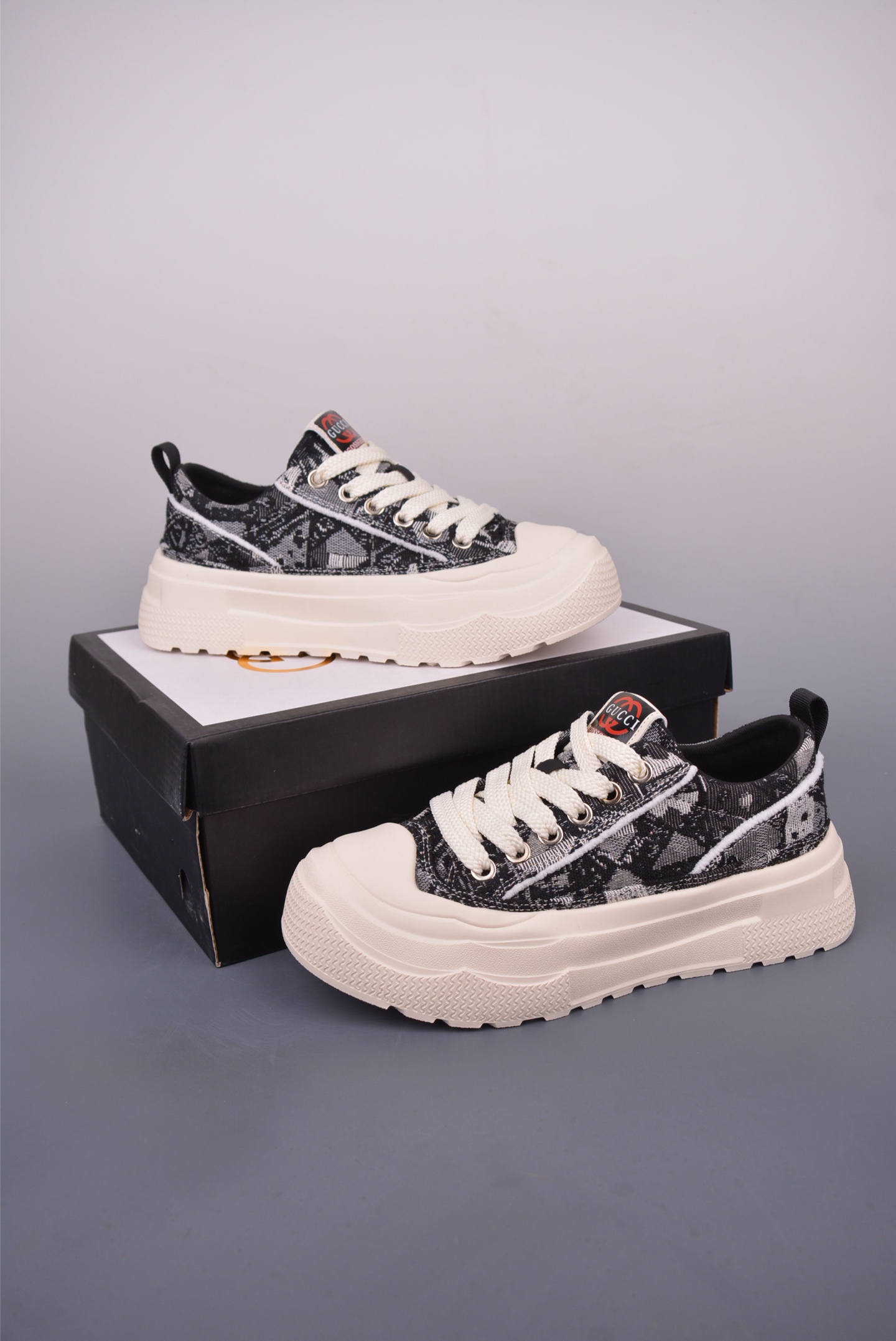 Gucci Men's Geometric Patterned Sneakers - Comfortable & Stylish, Sizes 39-44 3 i1749251084781 2055 0 4