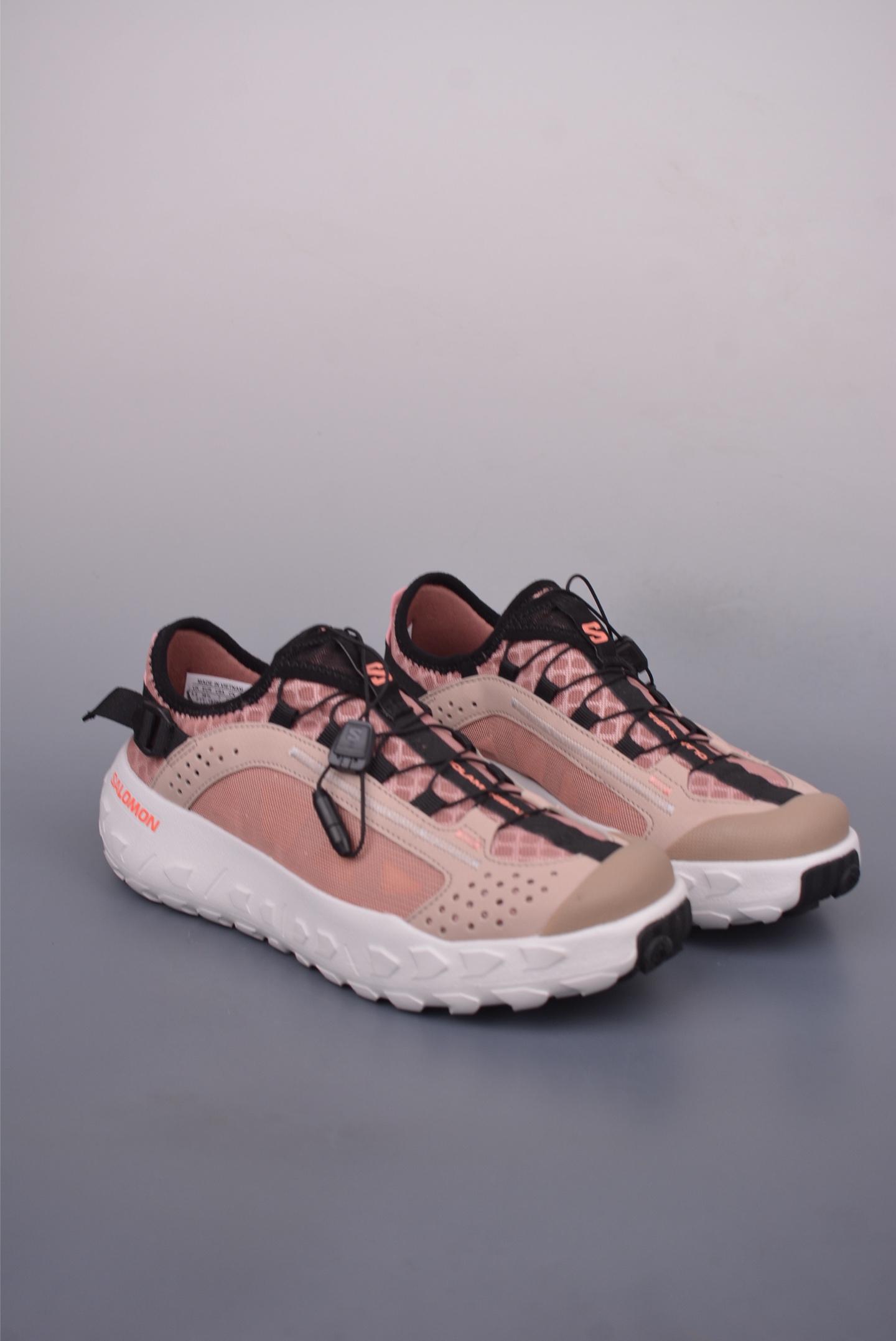Salomon SOLAMPHIBIAN Water Shoes - Comfortable, Quick-Drying, and Stylish 1 i1749425652088 3436 0 0
