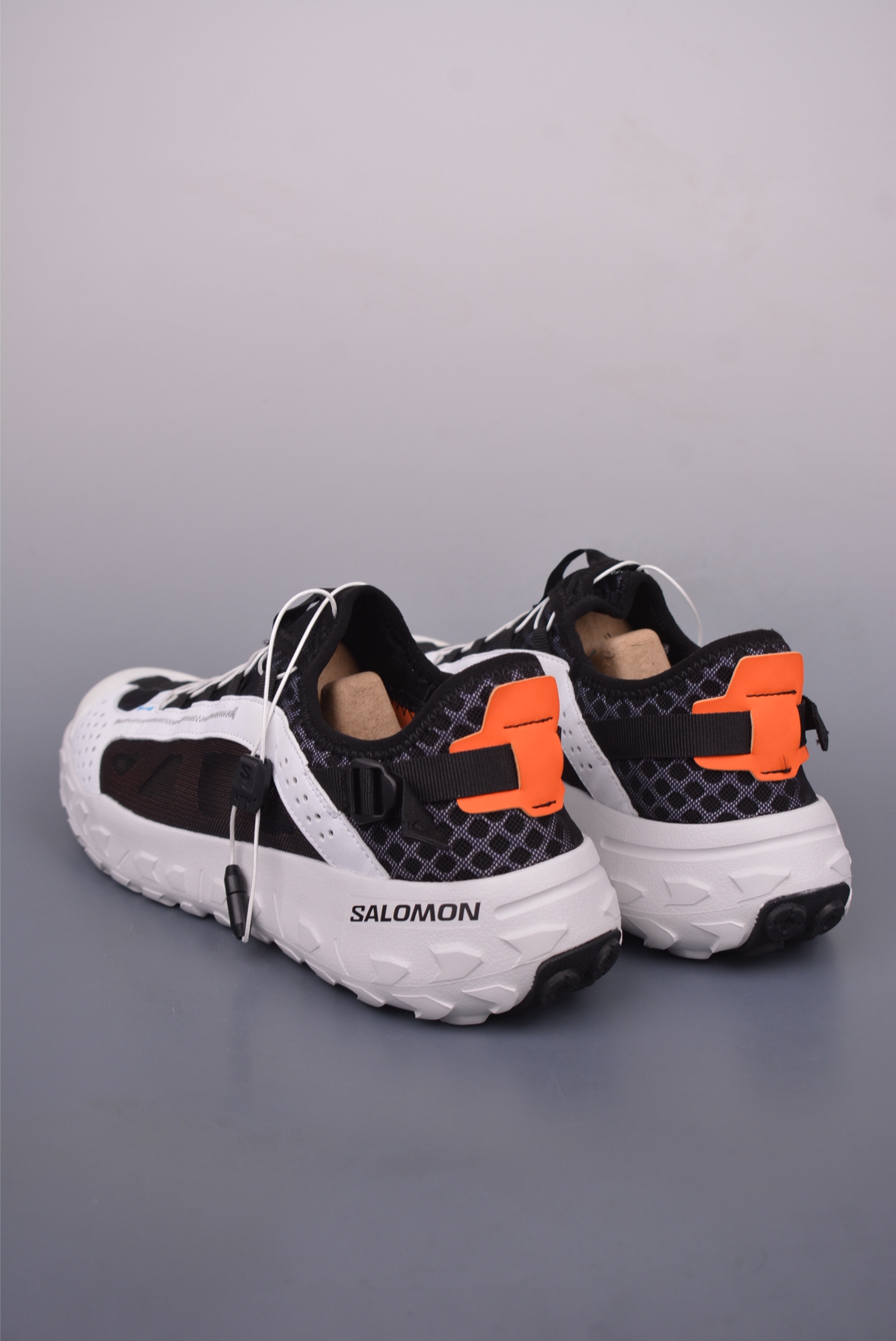 Salomon SOLAMPHIBIAN Water Shoes - Versatile, Comfortable, and Stylish Footwear 3 i1749425679452 441 0 1
