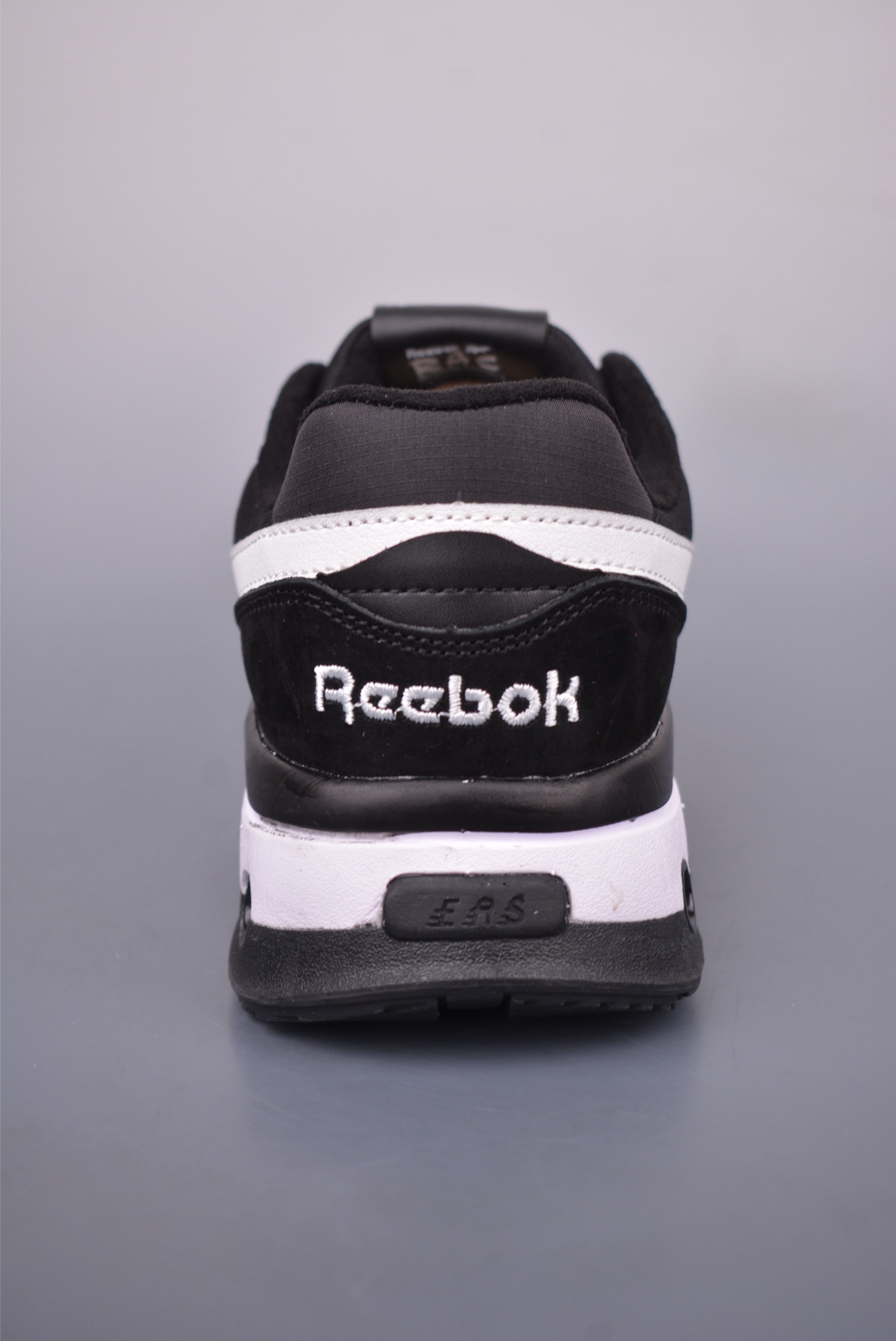 Reebok ERS World Retro Black/White Running Shoes - Fitness to Street Style 4 i1749426689627 8112 0 3