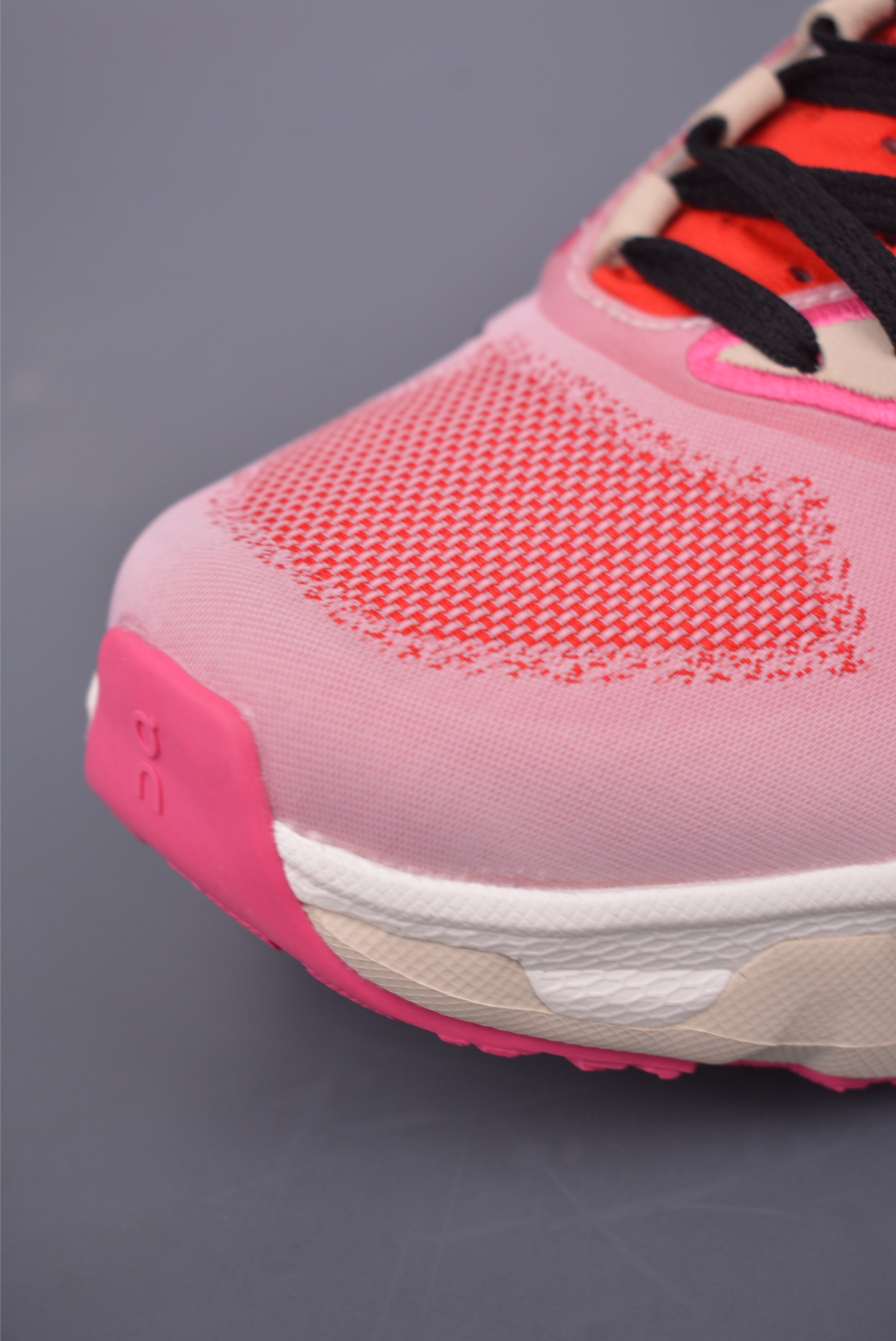 On Running Cloudtilt Loewe Inspired Pink Running Shoes - Ultimate Comfort 6 i1749426759014 5835 0 5
