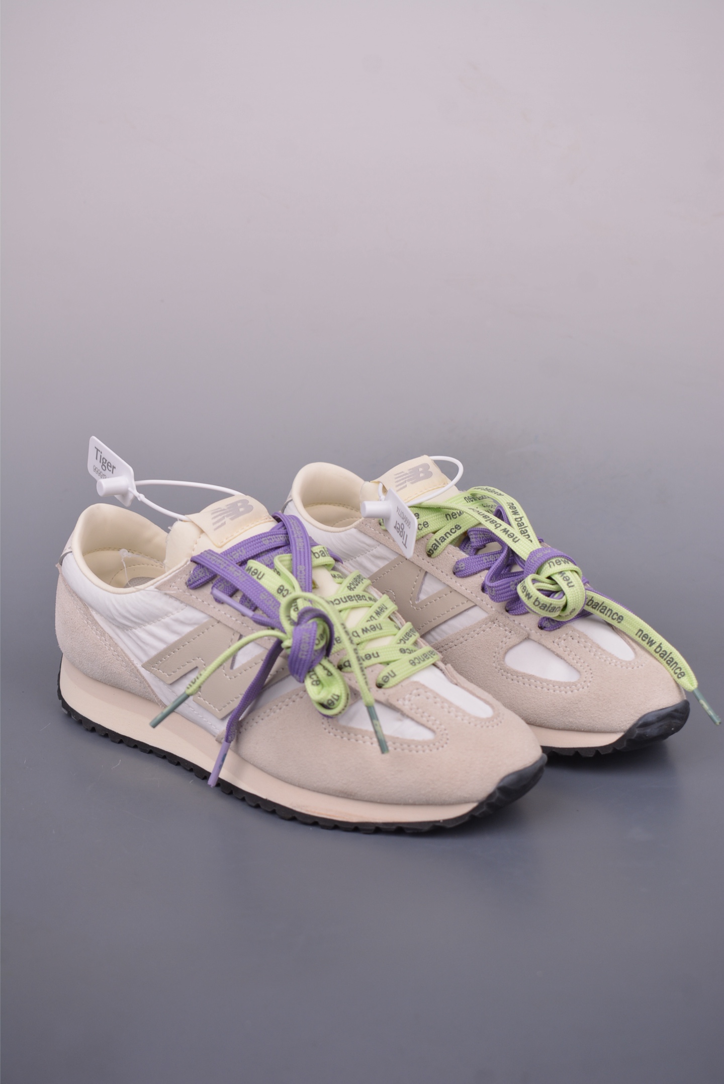 New Balance NB471 Retro Style Running Shoes - Vintage Charm, Modern Comfort 1 i1749426864900 2427 0 0