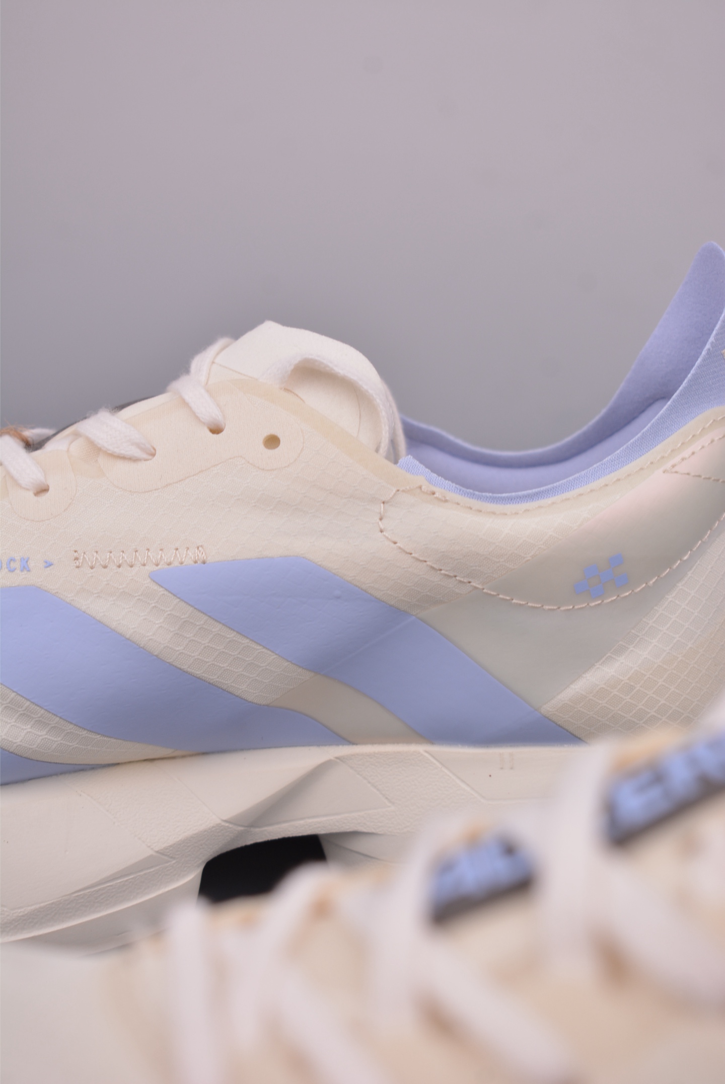 Adidas Adizero Pro Evo 4 M 全掌碳板 阿迪超轻透气缓震跑鞋 JS1889-Chinese UA Cheap High Quatity Brand Clothes Bags handbags Sneakers wholesale wholesaler seller from China Factory suppliers Fashion Clothing Shoes best Quality Beautiful Price Adidas Adizero Pro Evo 4 M 全掌碳板 阿迪超轻透气缓震跑鞋 JS1889