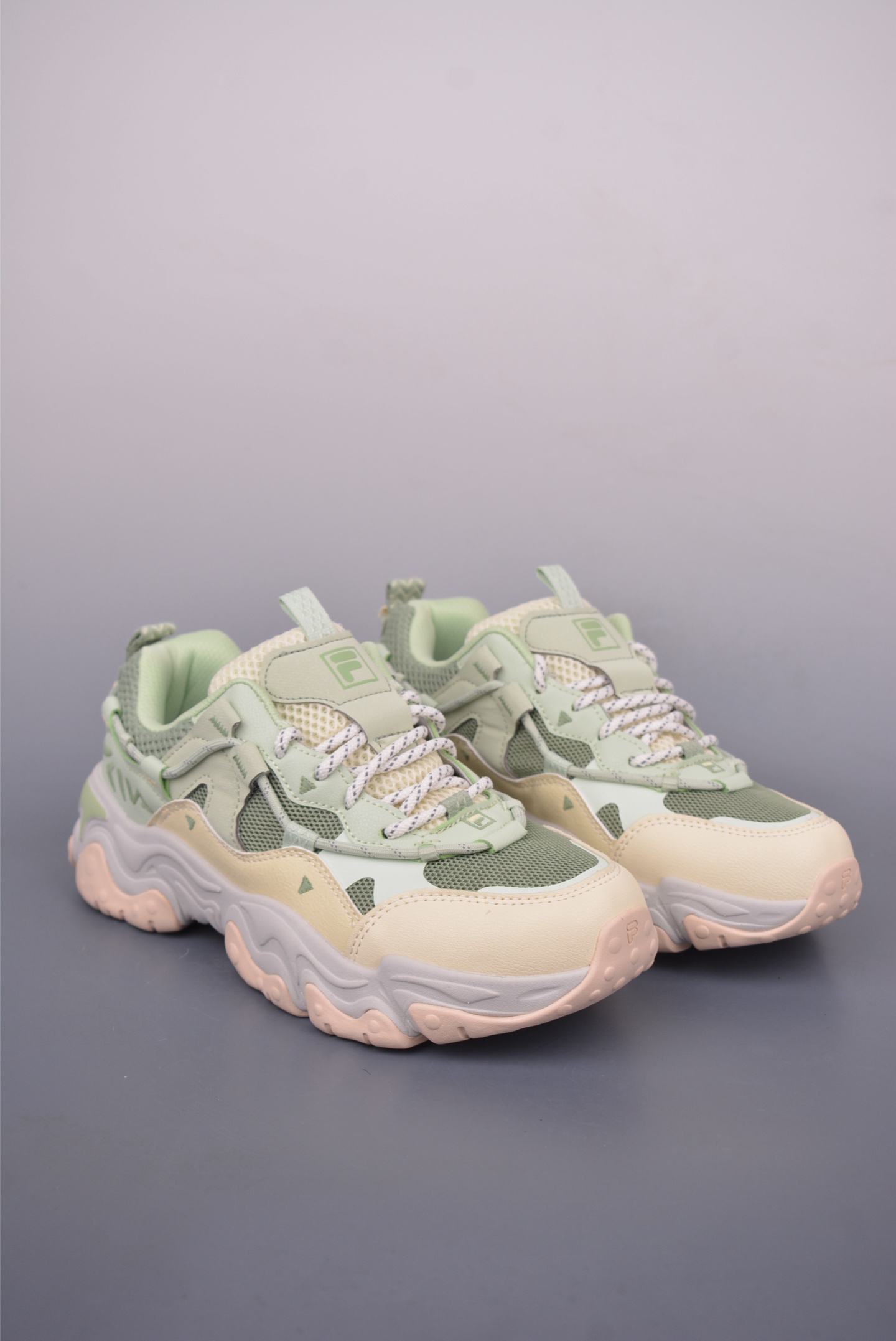 Fila Fusion Women's Fashion Chunky Sneakers - Style & Comfort Combined 2 i1749458144812 7682 0 0