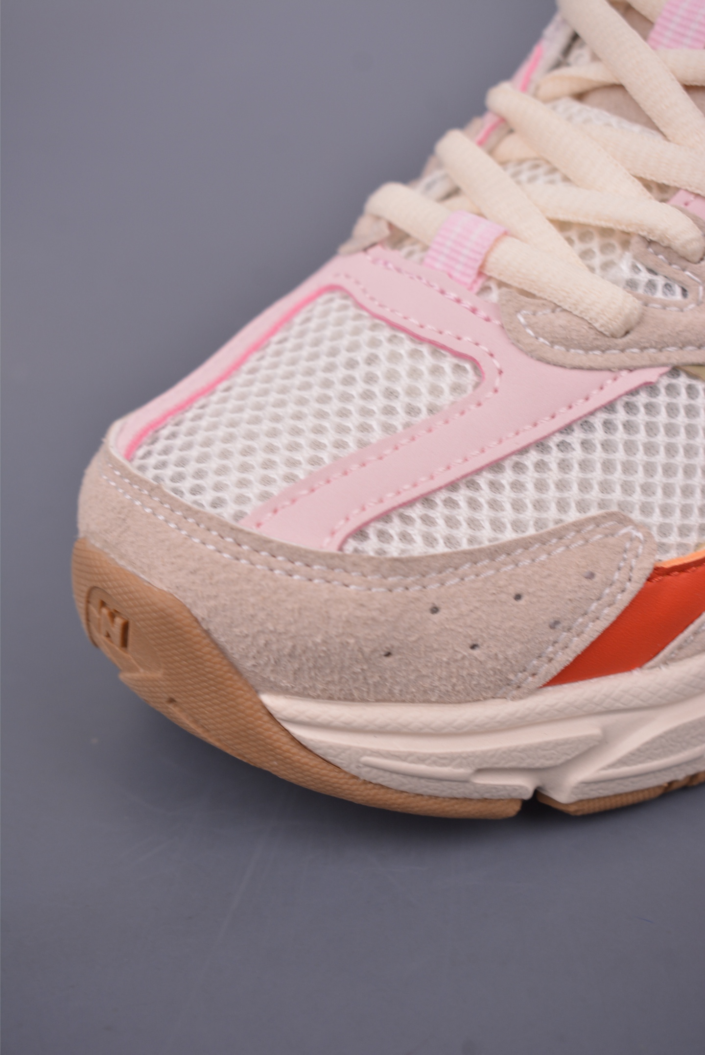 New Balance 530 Women's Retro Running Shoes - Stylish and Comfortable 7 i1749458209805 5828 0 5