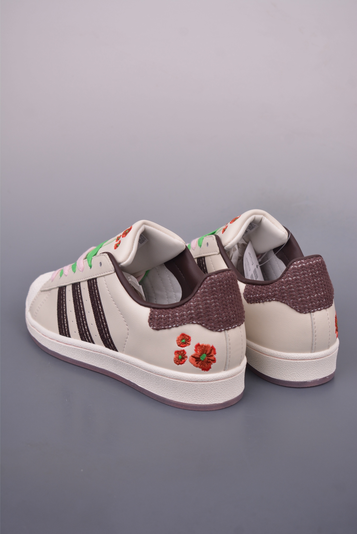 Adidas Originals Superstar 2025: Classic Style with a Modern Twist 2 i1749459323742 49 0 1
