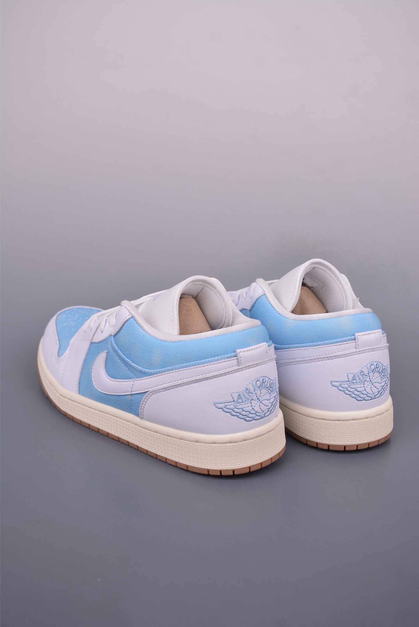 Air Jordan 1 Low Blue White Casual Sneakers HQ2004 2 i1749461264380 3665 0 1