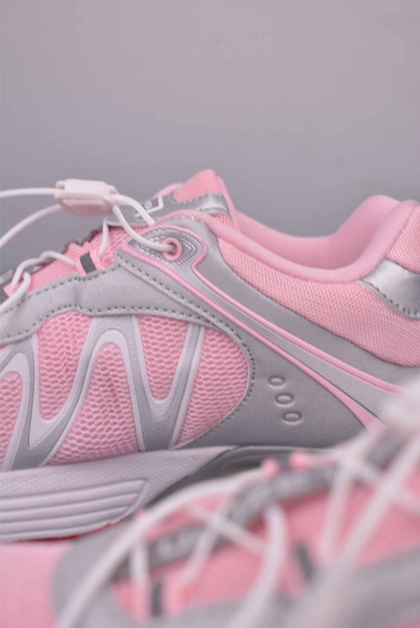 Salazoon Women's Pink Trail Running Shoes - Breathable, Durable, and Stylish 8 i1749461390267 1533 0 7
