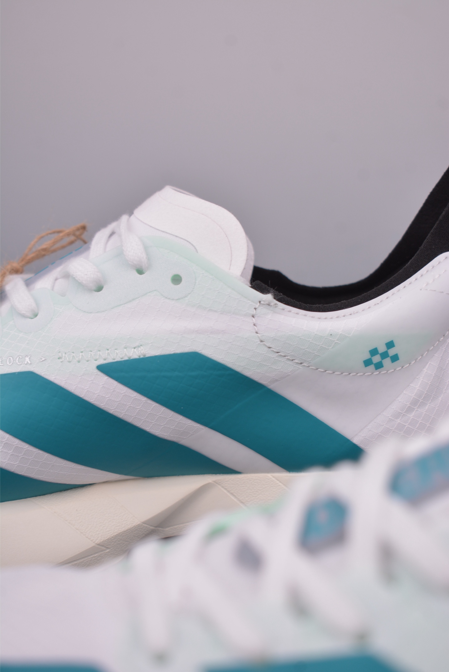 Adidas Adizero Pro Evo 4 M 全掌碳板 阿迪超轻透气缓震跑鞋 JS1267