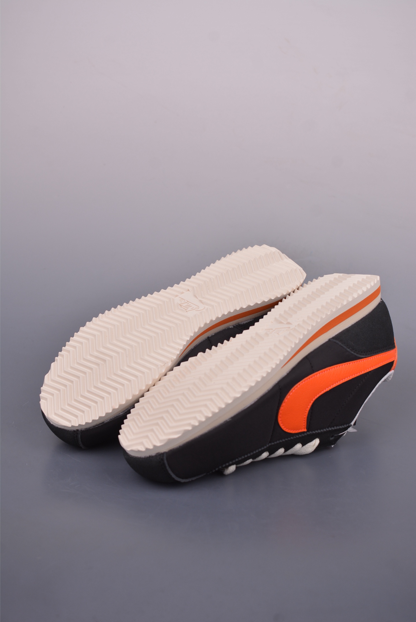 Nike Classic Cortez Leather Sneakers - Black/Orange, Classic Style, Comfort 3 i1749509398666 4509 0 2