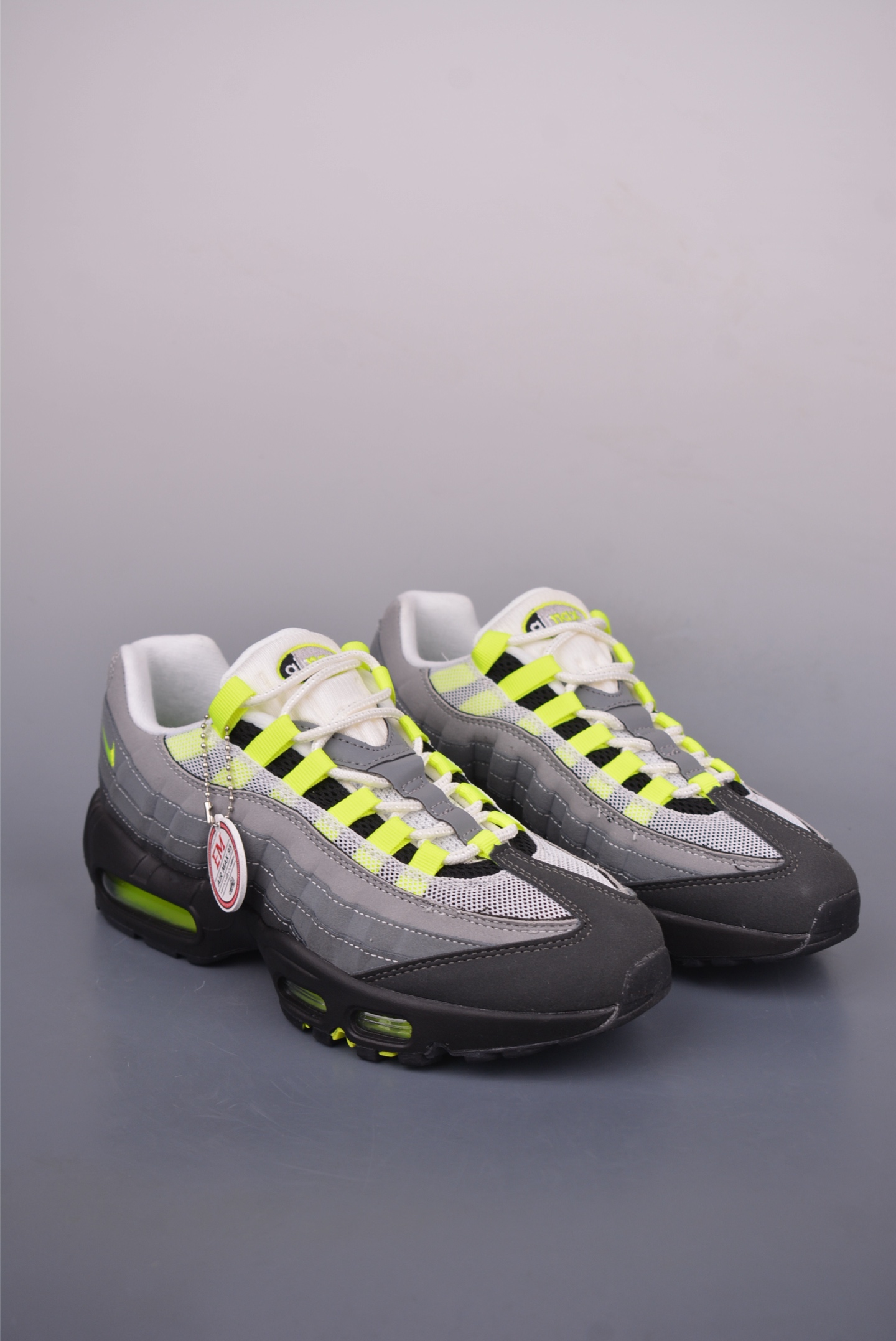 Nike Air Max 95: Iconic Design, Ultimate Comfort, Stylish Sneakers 2 i1749509441898 6638 0 0