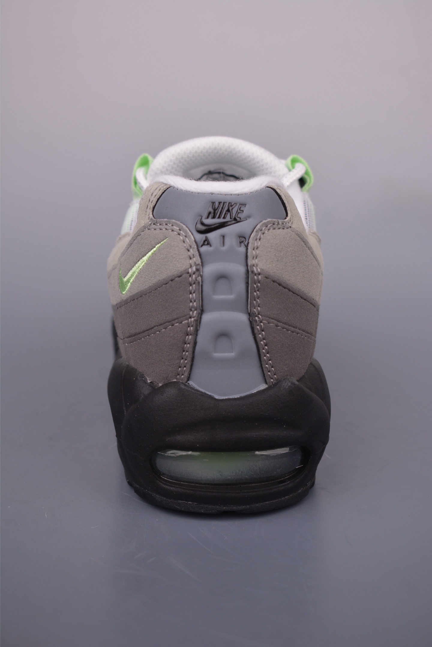 Nike Air Max 95: Iconic Design, Cushioned Comfort, and Versatile Style 5 i1749509499161 8615 0 3