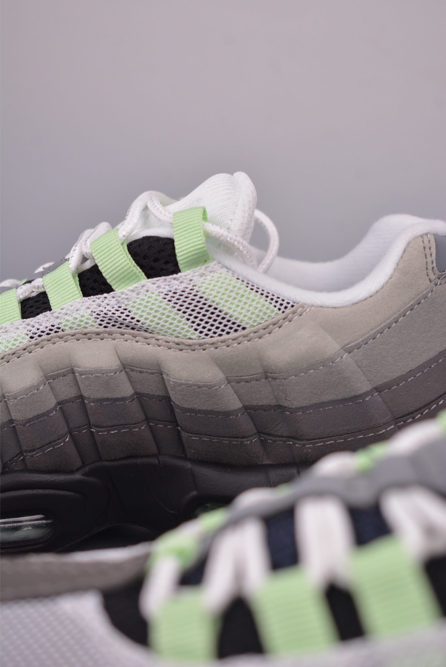 Nike Air Max 95: Iconic Design, Cushioned Comfort, and Versatile Style 9 i1749509504898 7669 0 7