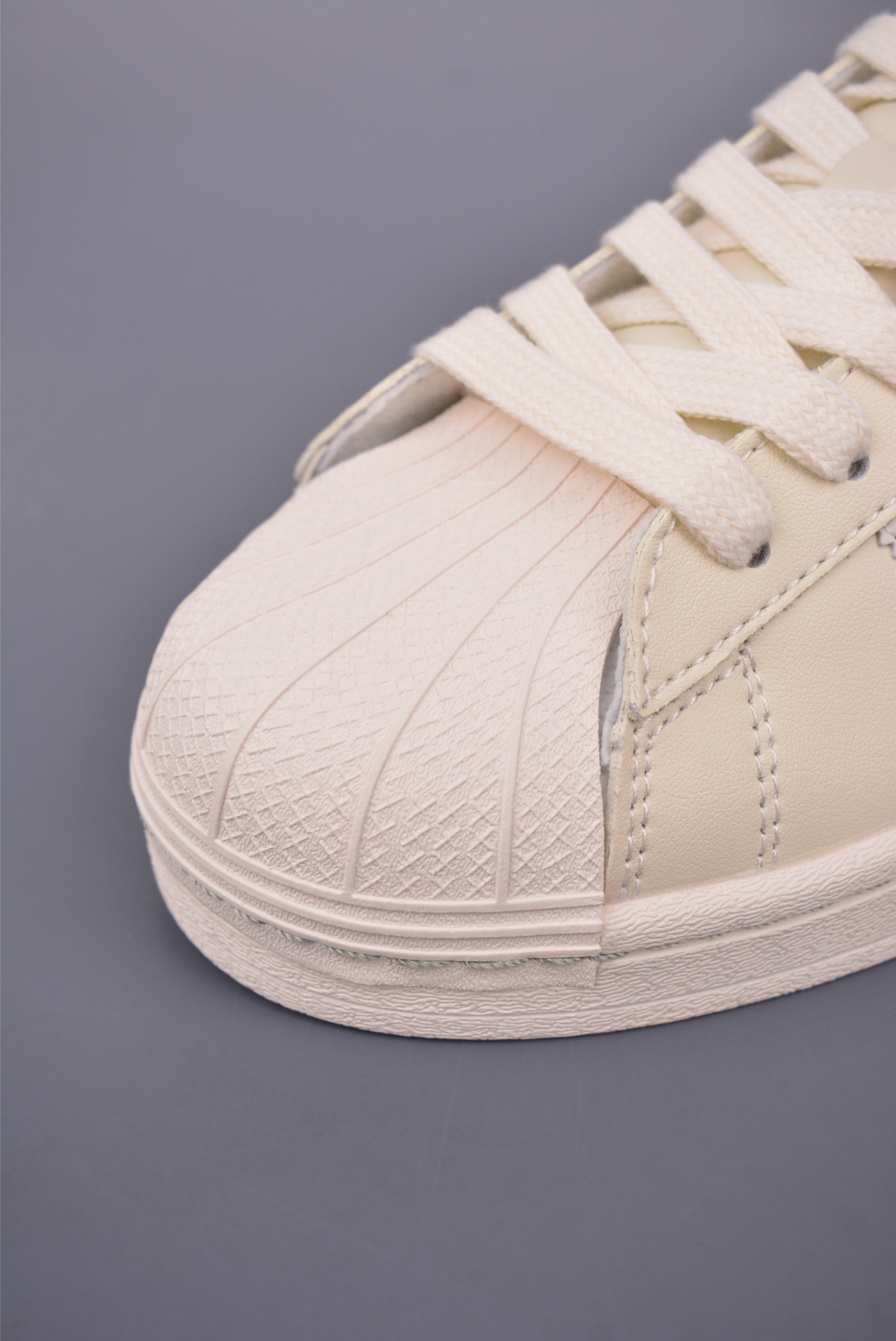 Adidas Originals Superstar 2025: Premium Leather, Iconic Shell Toe Design 7 i1749512359039 593 0 5