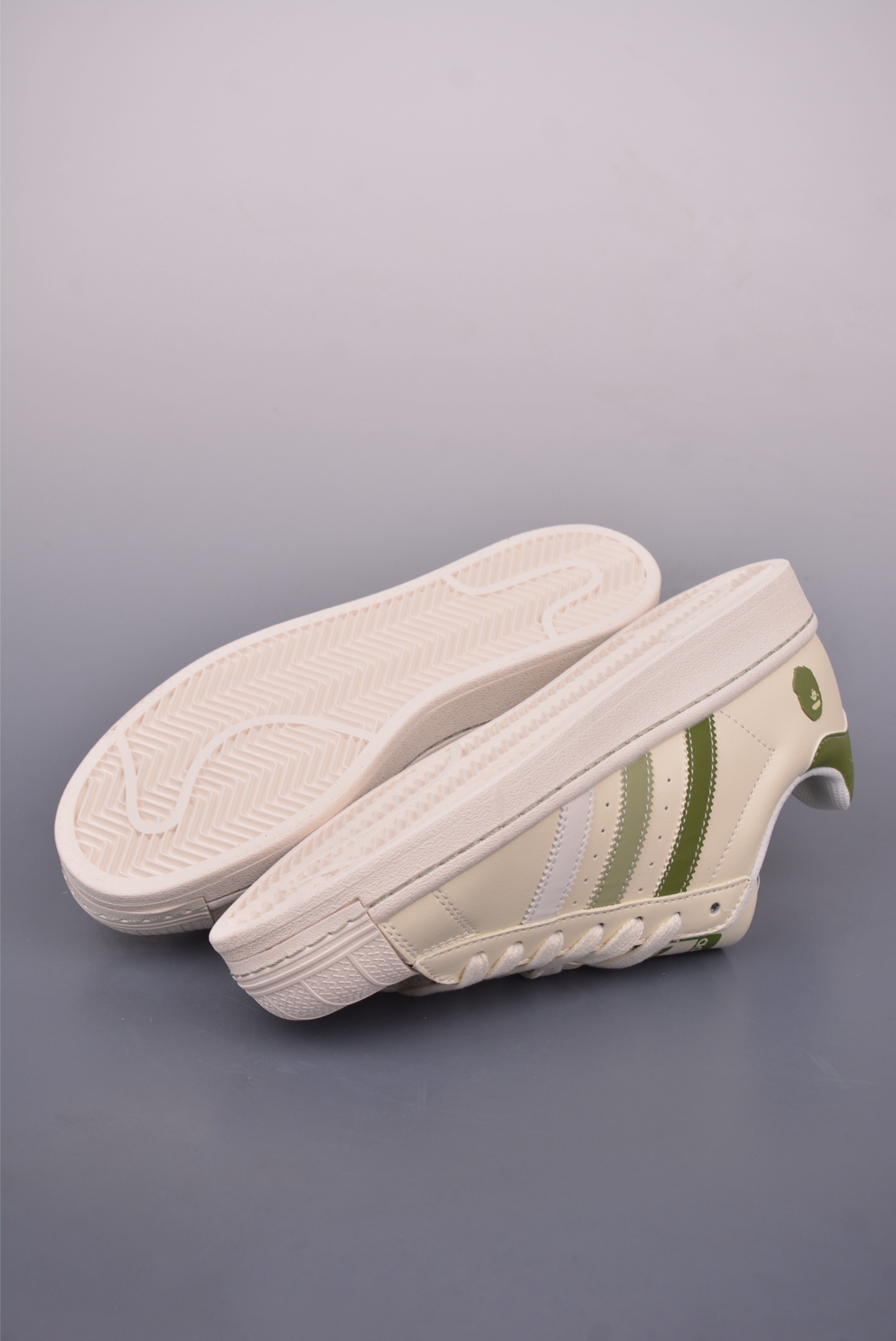 Adidas Originals Superstar 2025: Premium Leather, Iconic Shell Toe Design 4 i1749512360905 4910 0 2