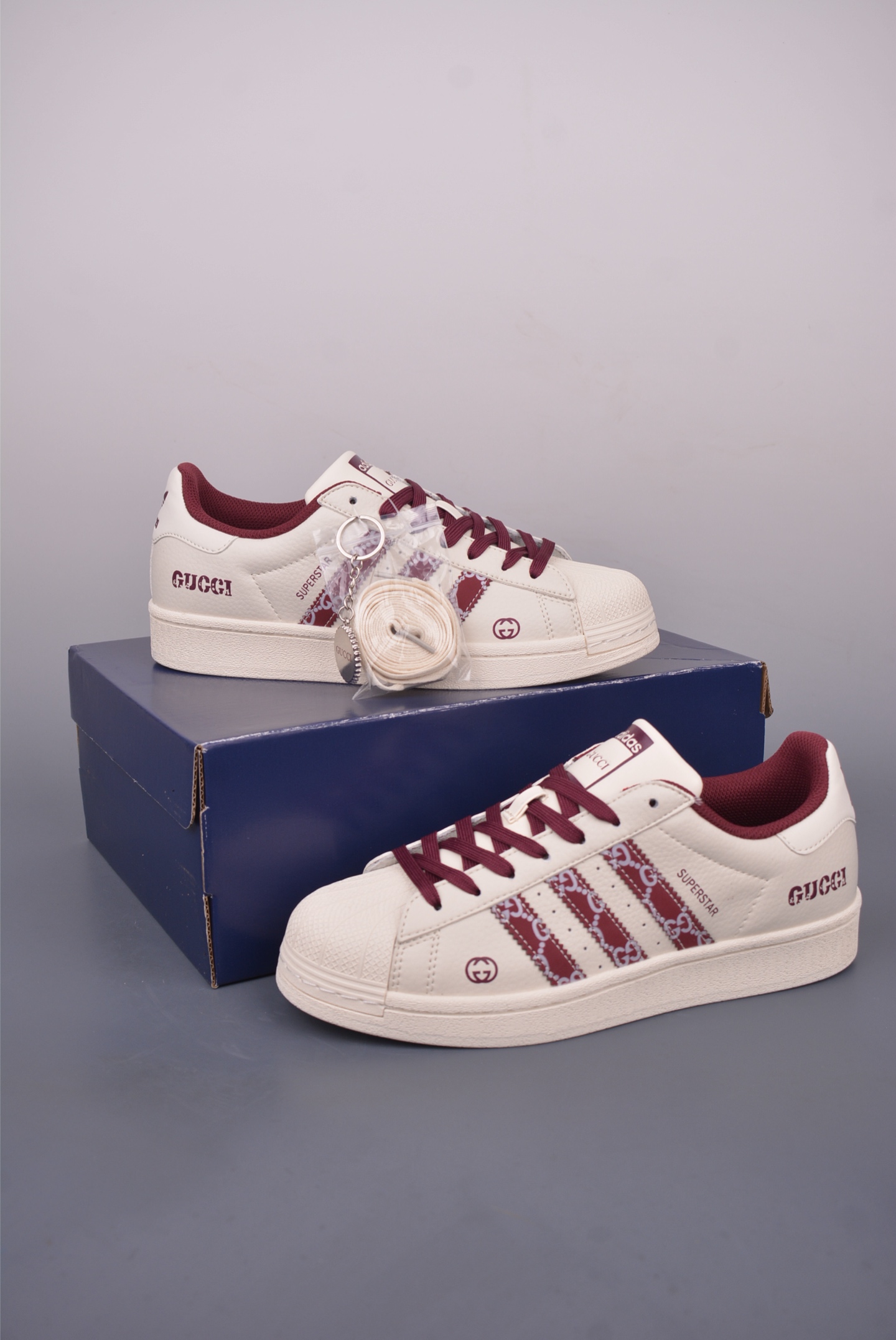 Adidas Originals Superstar Kaws DIY Edition White Leather Sneakers 6 i1749512608423 3433 0 5