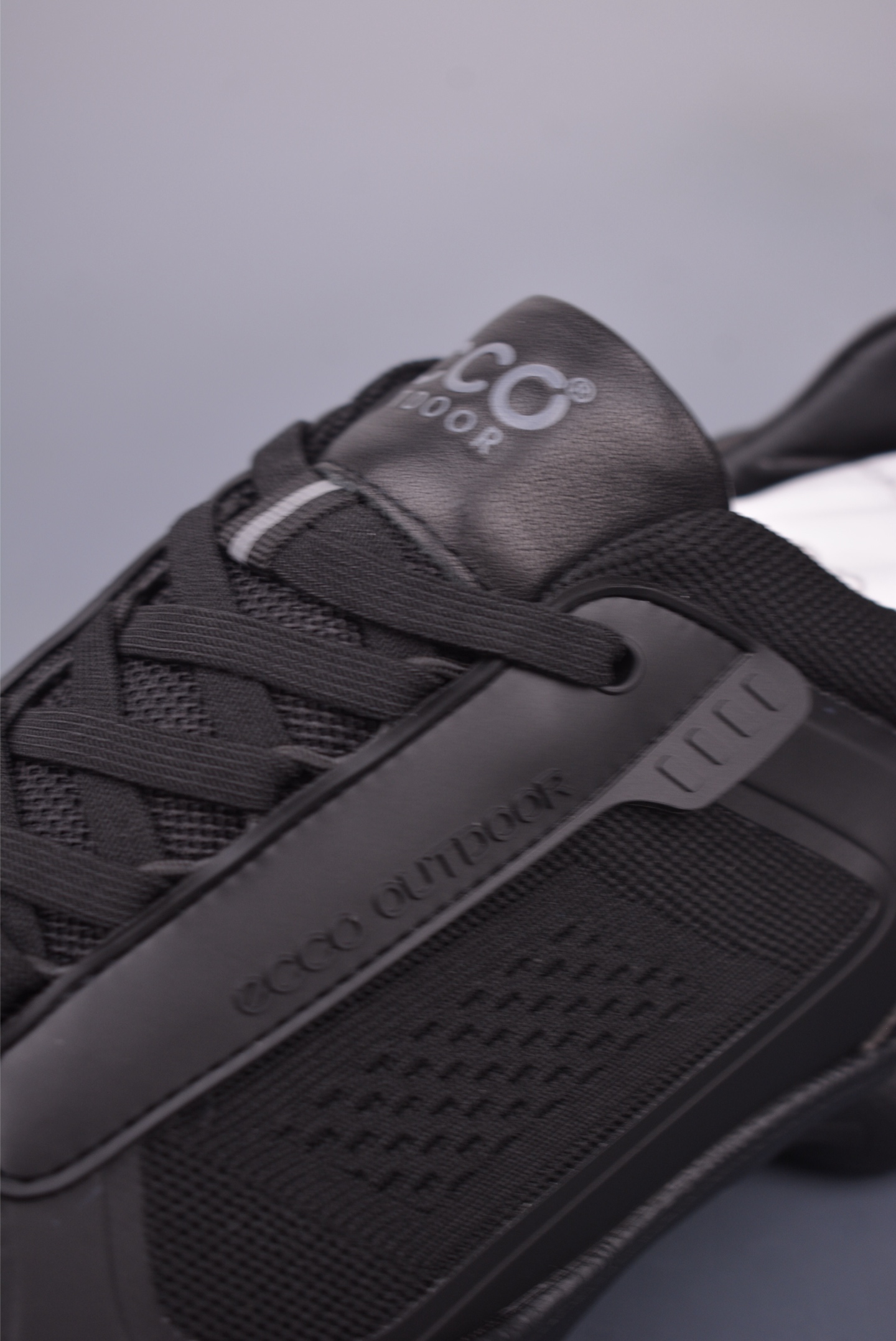 ECCO爱步老爹鞋男士夏季新款 飞织网面百搭潮流户外运动鞋 825864