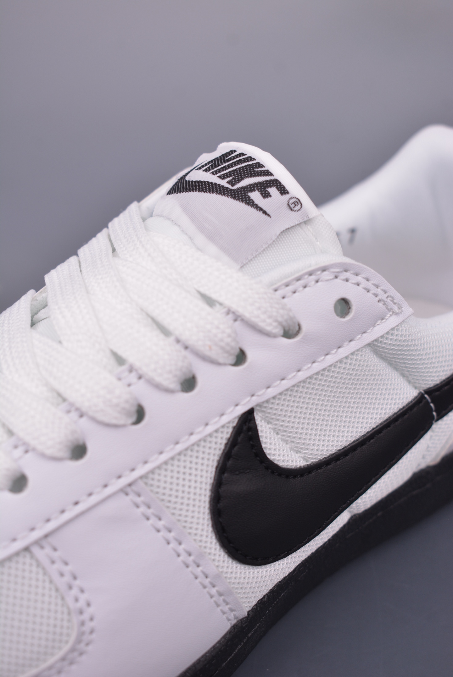 Nike Field General 82: Retro Low-Top Sneakers for Comfort and Style 7 i1749512952438 7428 0 6