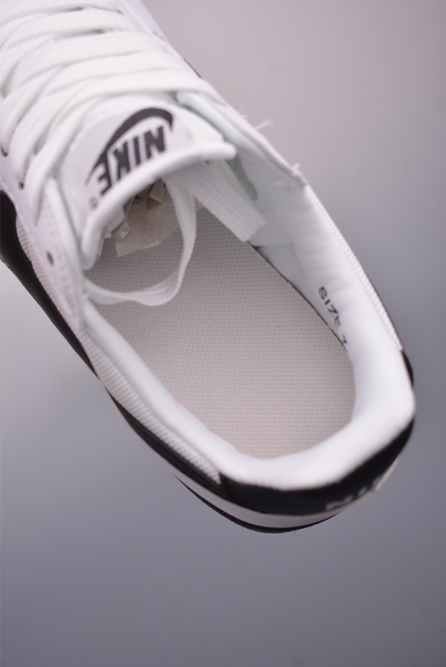 Nike Field General 82: Retro Low-Top Sneakers for Comfort and Style 9 i1749512952483 8938 0 8