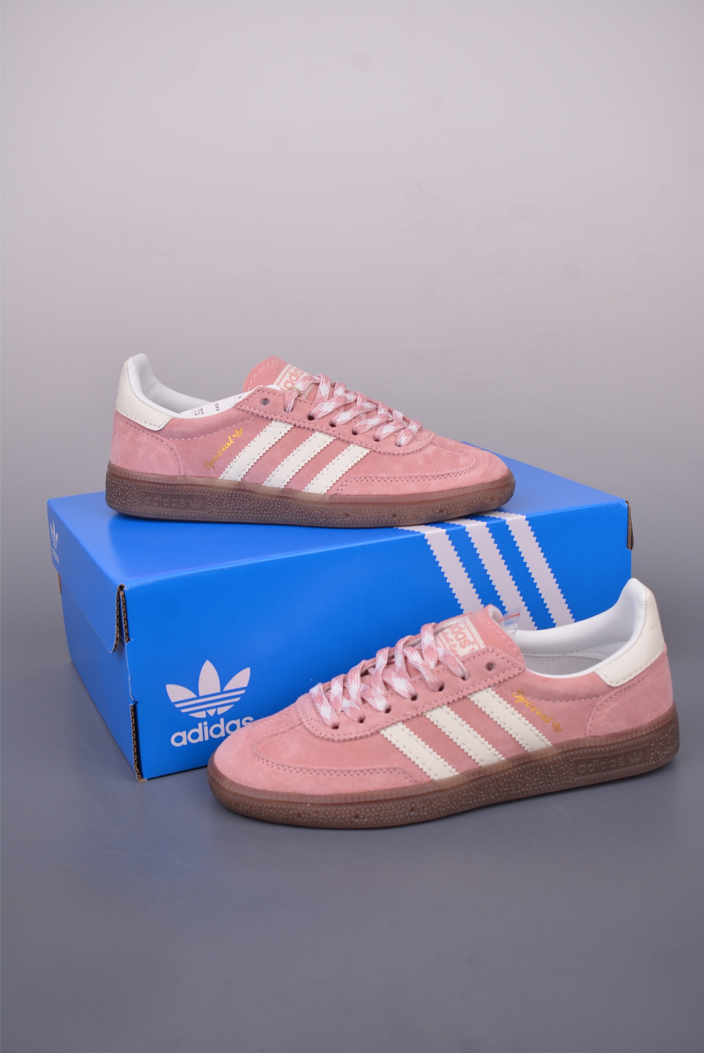 Adidas Handball Spezial Pink Suede Sneakers Classic Retro Casual Shoes 6 i1749513044346 6539 0 4