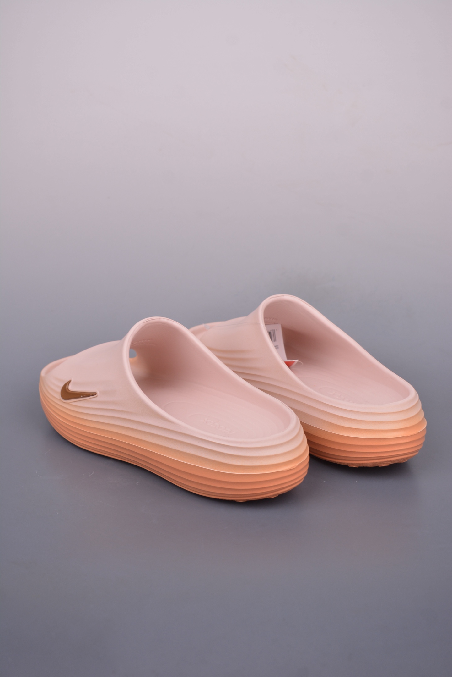 Nike ReactX Rejuven8 Slides: Summer Comfort & Style (HV4484) 2 i1749592221556 712 0 1