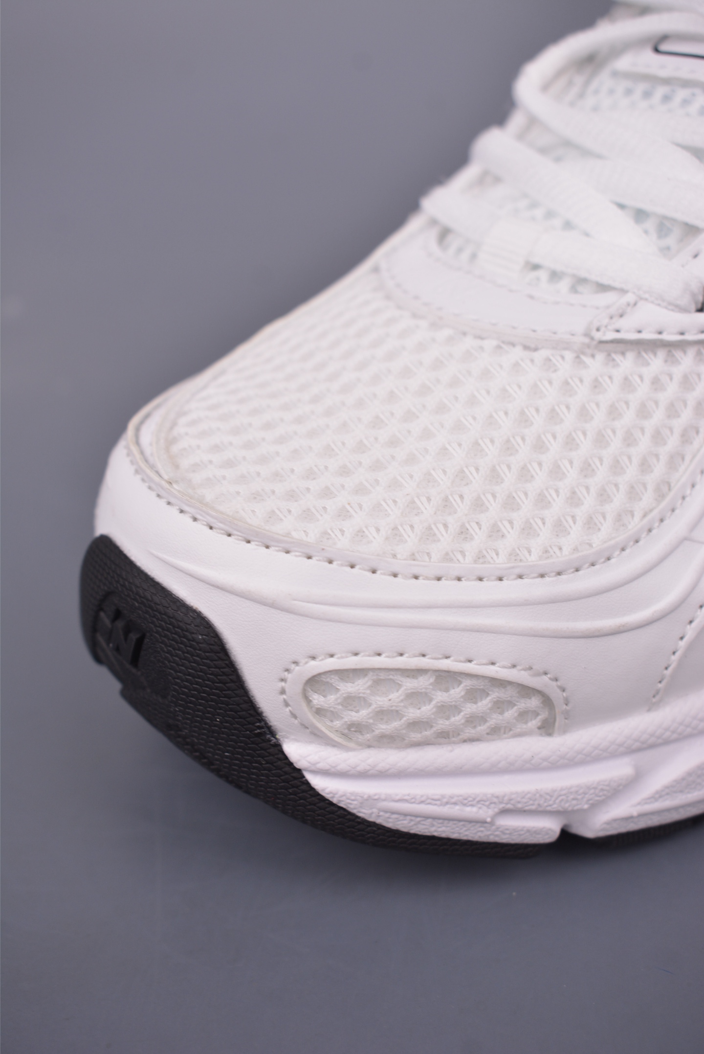 New Balance 740 Series Retro Running Shoes - Comfort & Style 7 i1749592645161 3694 0 5