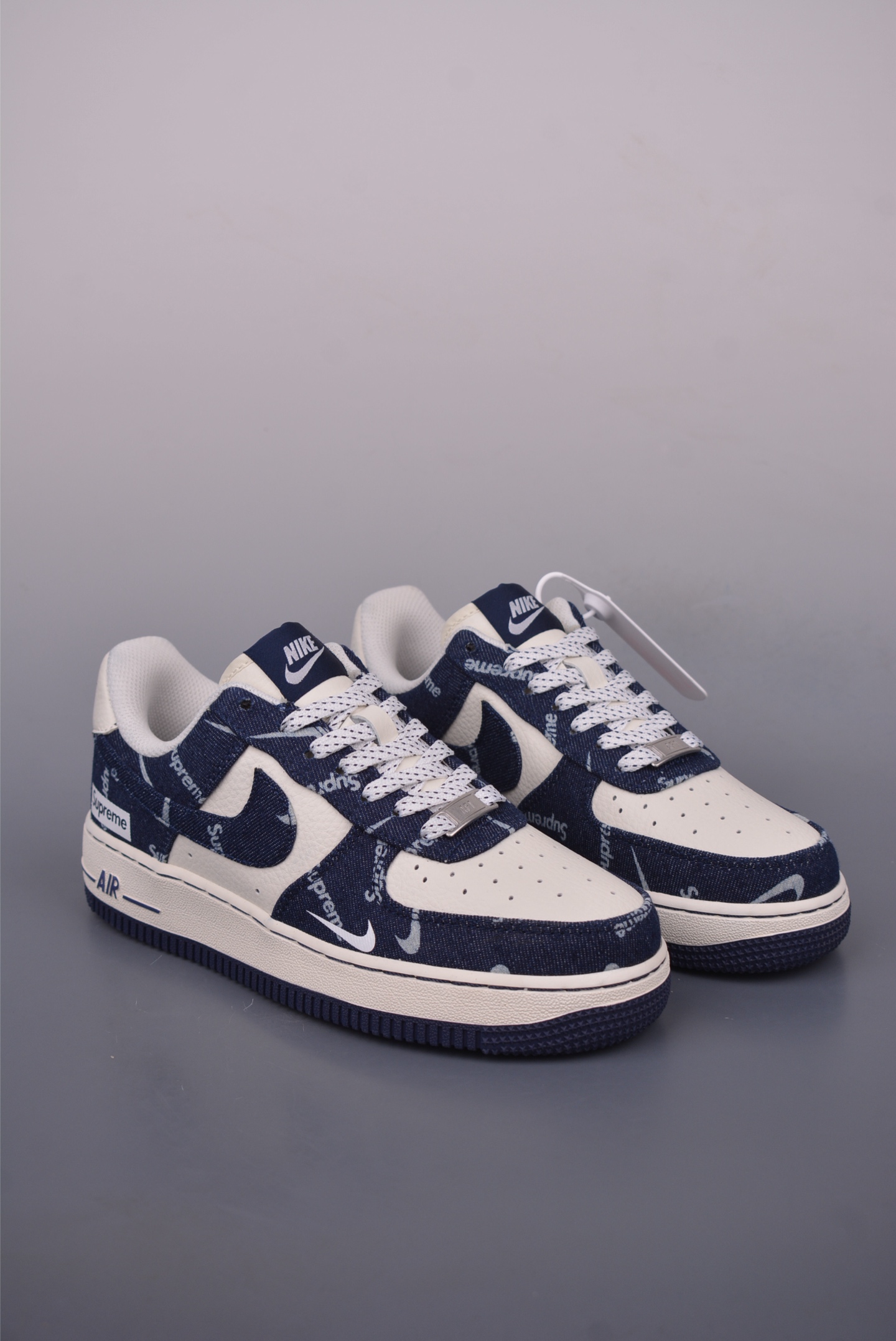 Nike Air Force 1 Low Supreme Collab - Authentic Design, Perfect Fit 2 i1749593143444 363 0 0