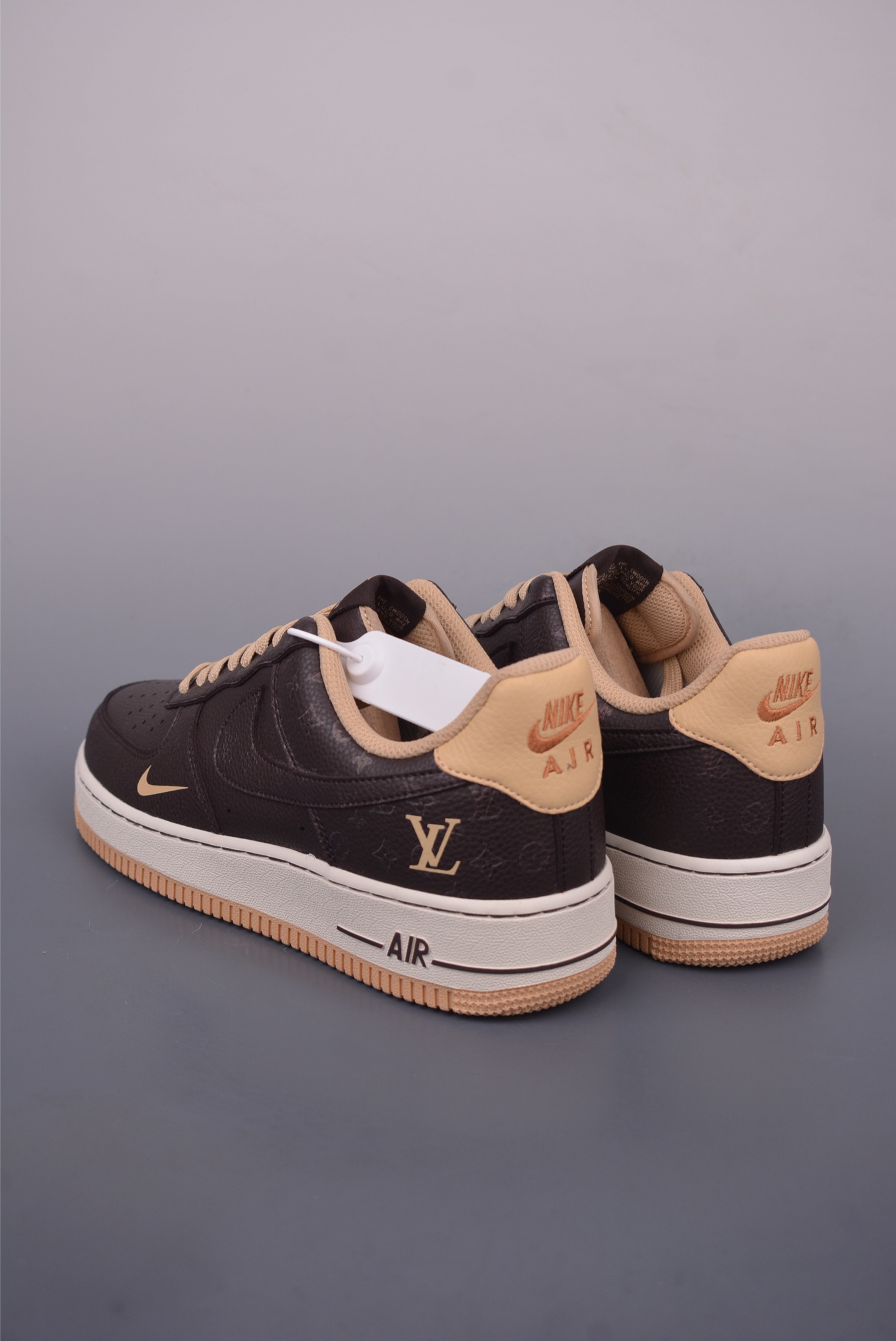 Nike Air Force 1 Low Louis Vuitton Collab Sneakers - Limited Edition 2 i1749593295190 55 0 1