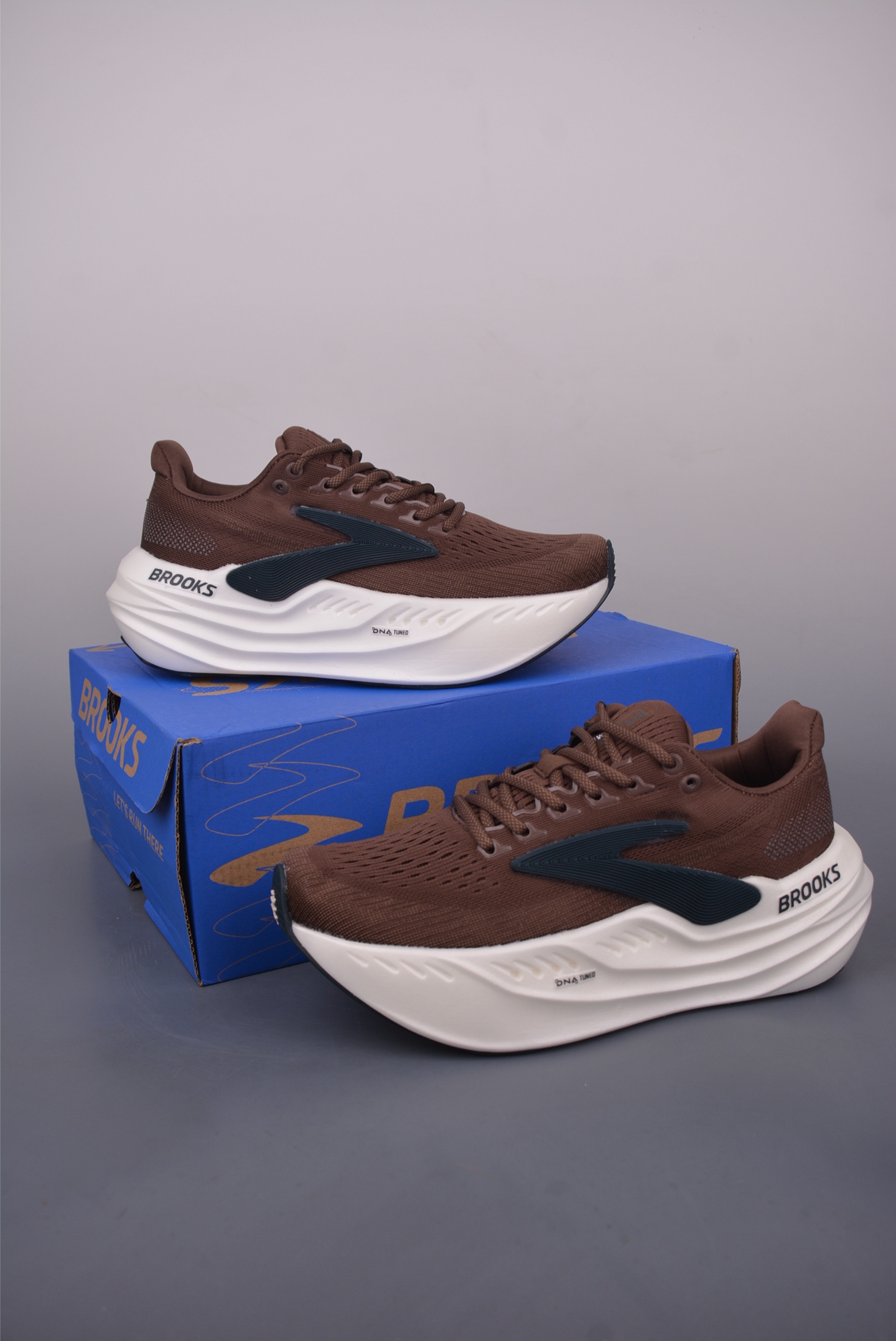 Brooks Hyperion Max 2 Running Shoes - Lightweight, Breathable, and Comfortable 2 i1749593370361 352 0 0