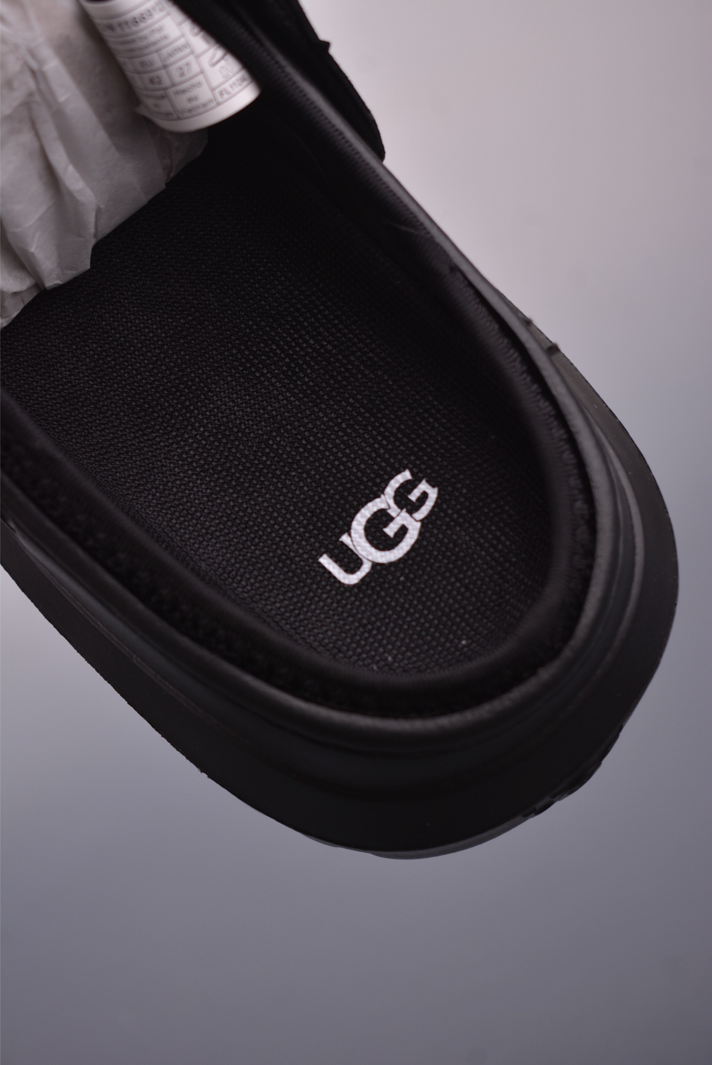 UGG夏季新款雪之答案SKTA 厚底增高舒适轻便透气洞洞鞋 M25188-Chinese UA Cheap High Quatity Brand Clothes Bags handbags Sneakers wholesale wholesaler seller from China Factory suppliers Fashion Clothing Shoes best Quality Beautiful Price UGG夏季新款雪之答案SKTA 厚底增高舒适轻便透气洞洞鞋 M25188