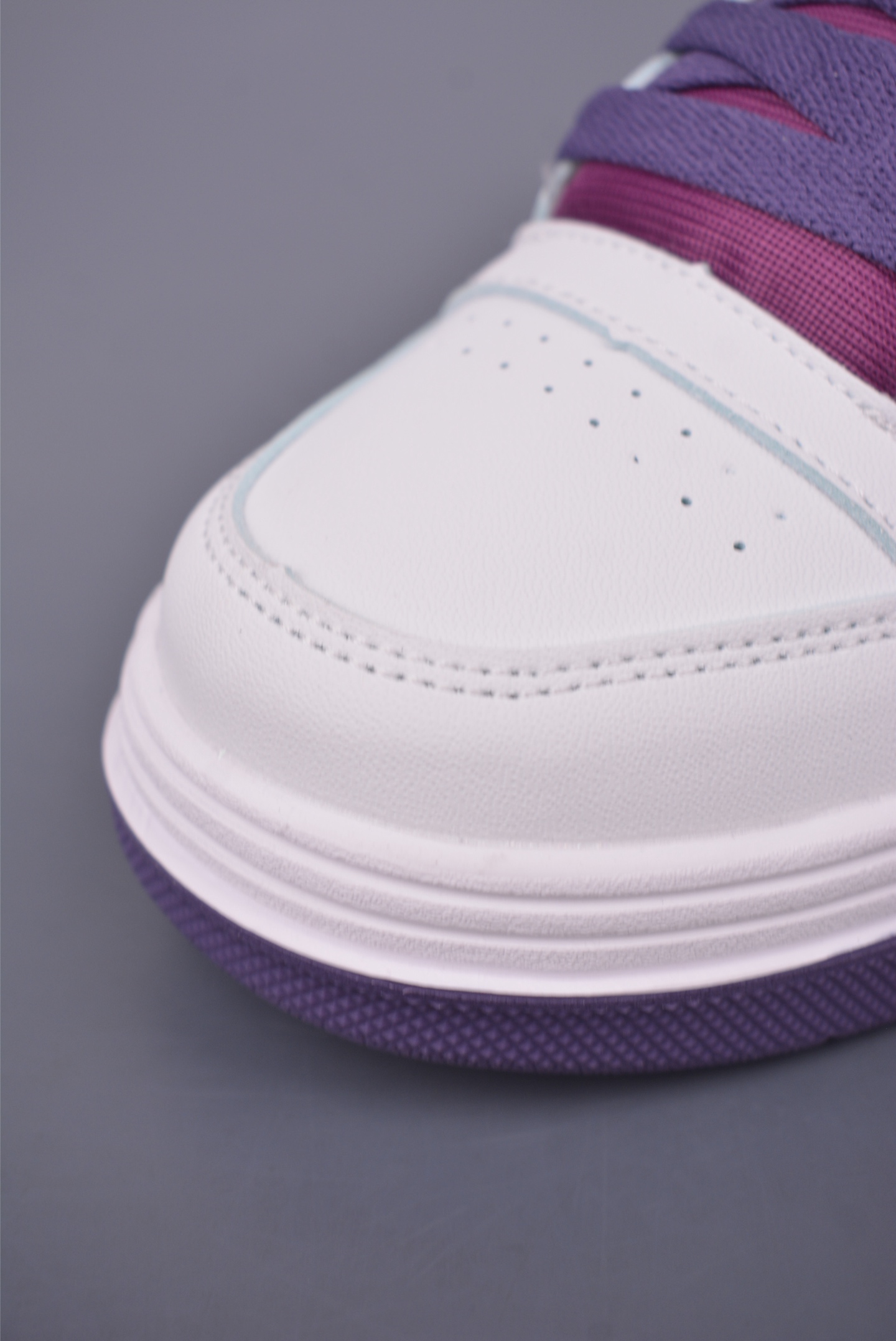 全新鞋型 Vans Hylane 白紫 范斯官方 美式复古休闲运动鞋 VN000D1JPRP-Chinese UA Cheap High Quatity Brand Clothes Bags handbags Sneakers wholesale wholesaler seller from China Factory suppliers Fashion Clothing Shoes best Quality Beautiful Price 全新鞋型 Vans Hylane 白紫 范斯官方 美式复古休闲运动鞋 VN000D1JPRP