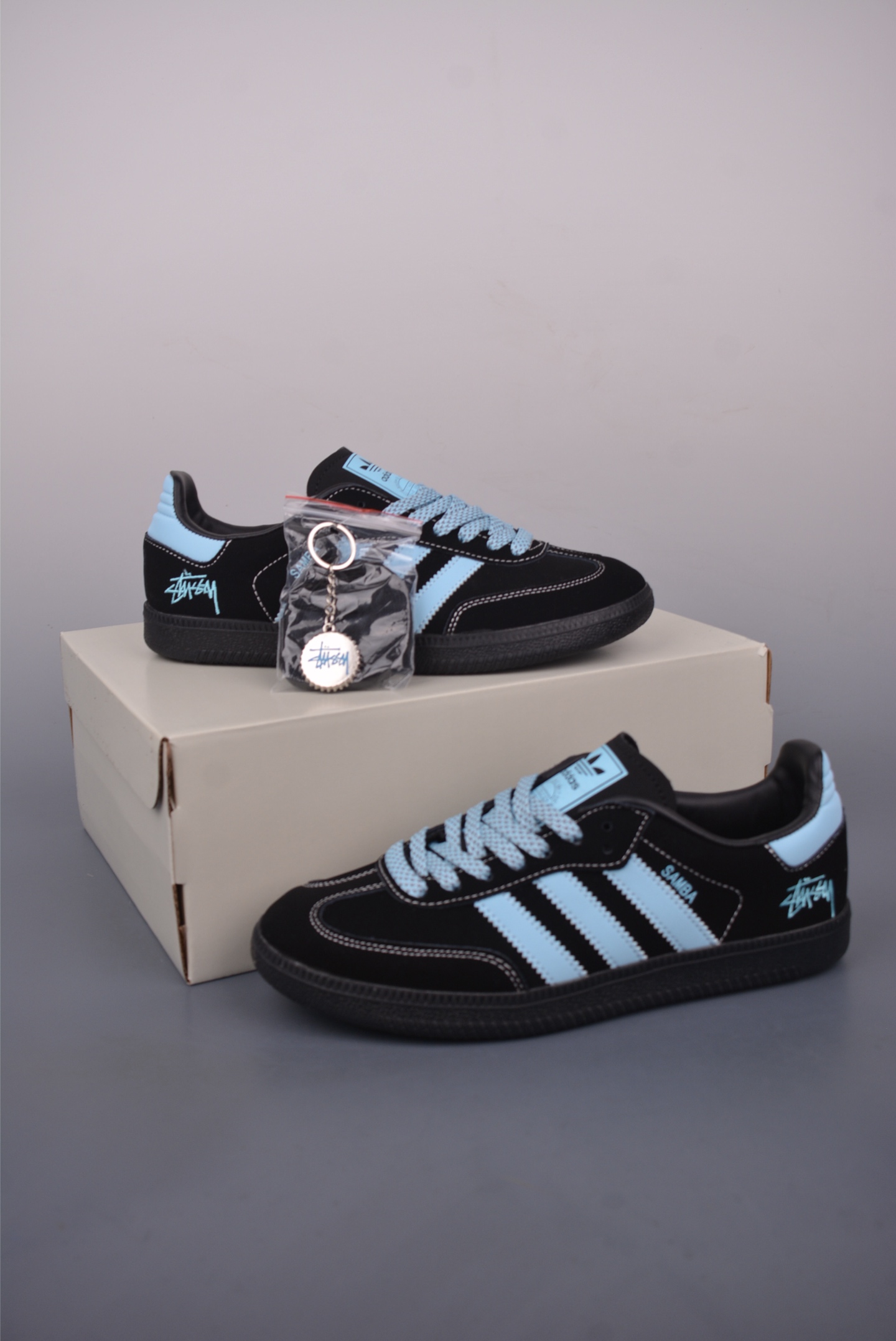Adidas Samba OG DIY Retro Sneakers with Louis Vuitton Pattern - Unisex Design 3 i1749678036107 6517 0 1