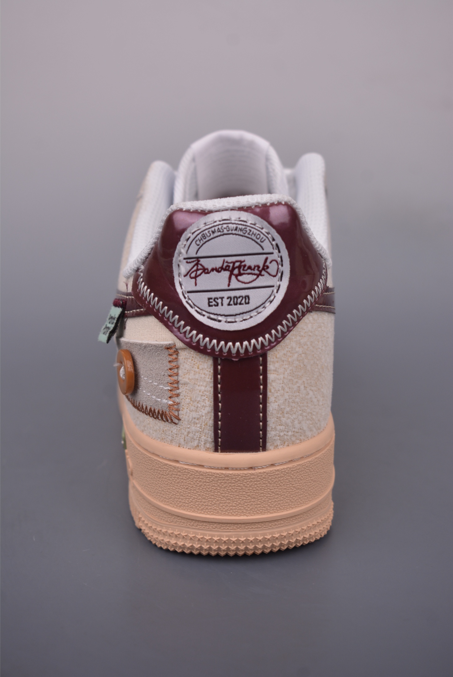 Nike Air Force 1 Low 'Merry Christmas' Edition - Premium Comfort & Style 4 i1749679145994 5107 0 3