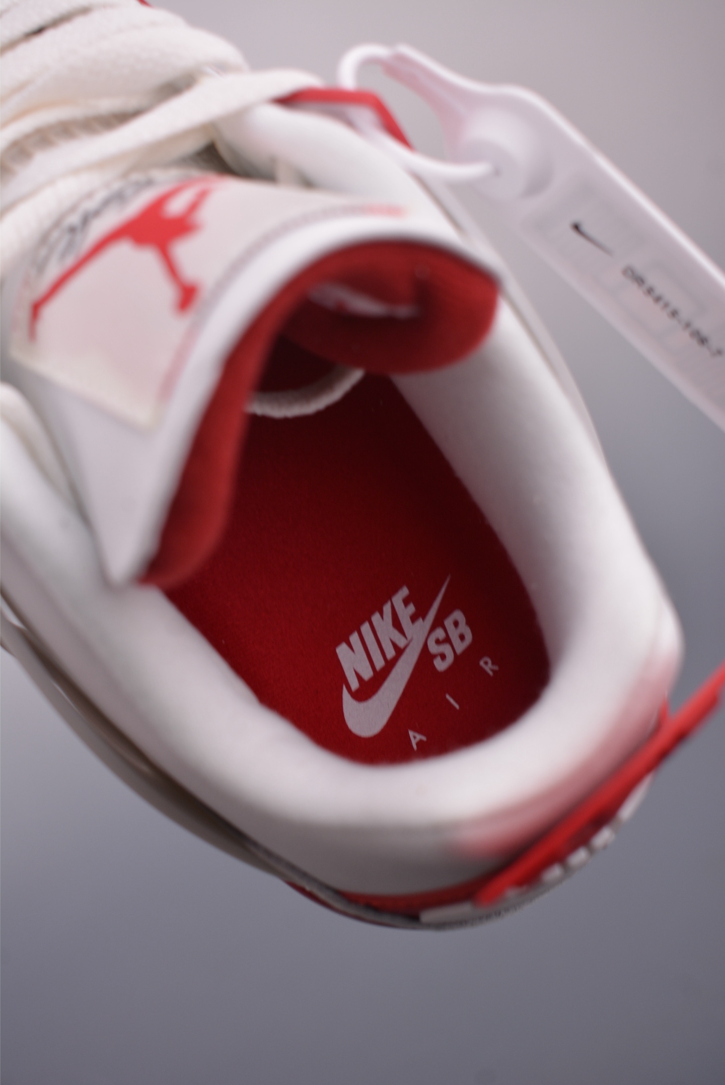 Air Jordan 4 Retro: Iconic Style, Unbeatable Comfort - Available Now! 10 i1749680150586 968 0 8