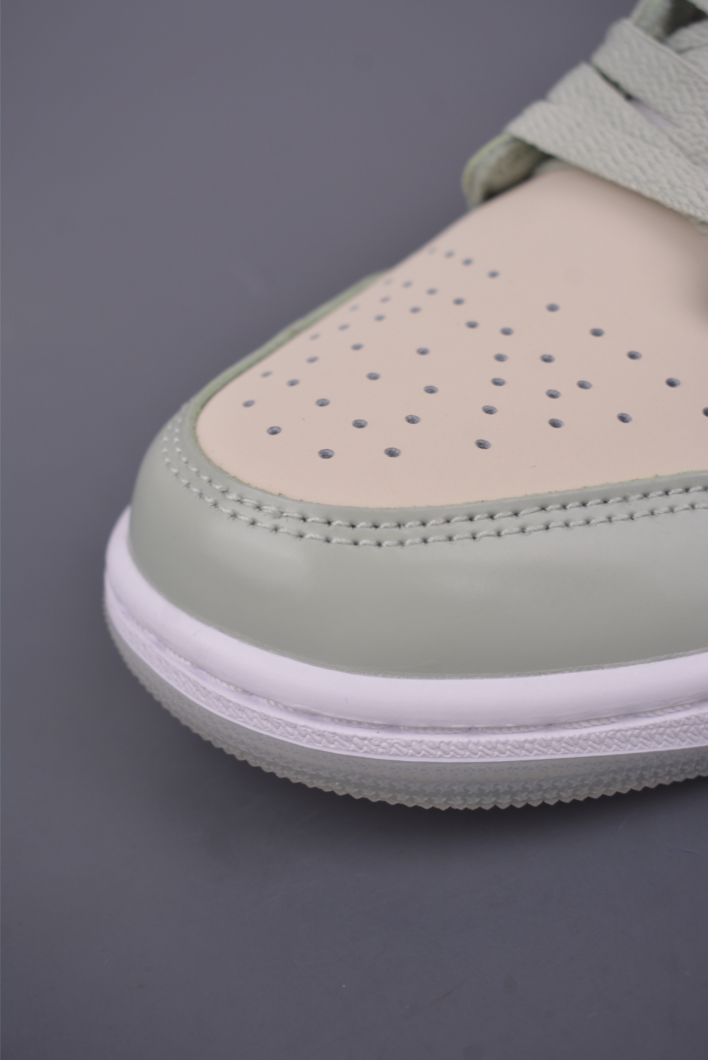 Air Jordan 1 Low 'Amber Green' Original Leather Sneakers - Premium Quality 6 i1749680247463 9080 0 5