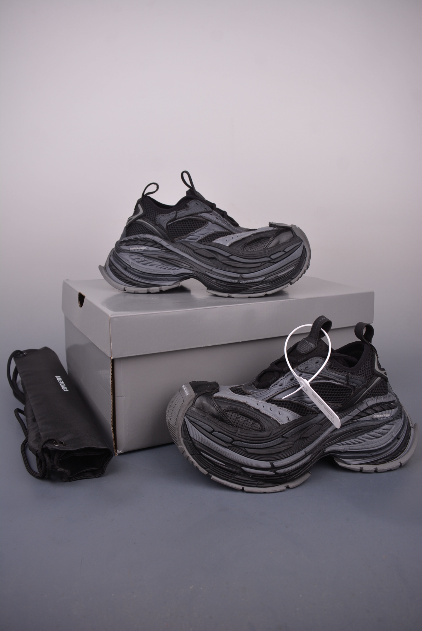 Balenciaga巴黎世家 Platform 厚底系带老爹鞋 821137 WPLTF 1011-莆田鞋,莆田鞋货源,高仿鞋,高仿鞋货源,安福档口,莆田高仿鞋,莆田鞋批发,高仿鞋批发,莆田高仿运动鞋,高仿运动鞋,莆田运动鞋 Balenciaga巴黎世家 Platform 厚底系带老爹鞋 821137 WPLTF 1011