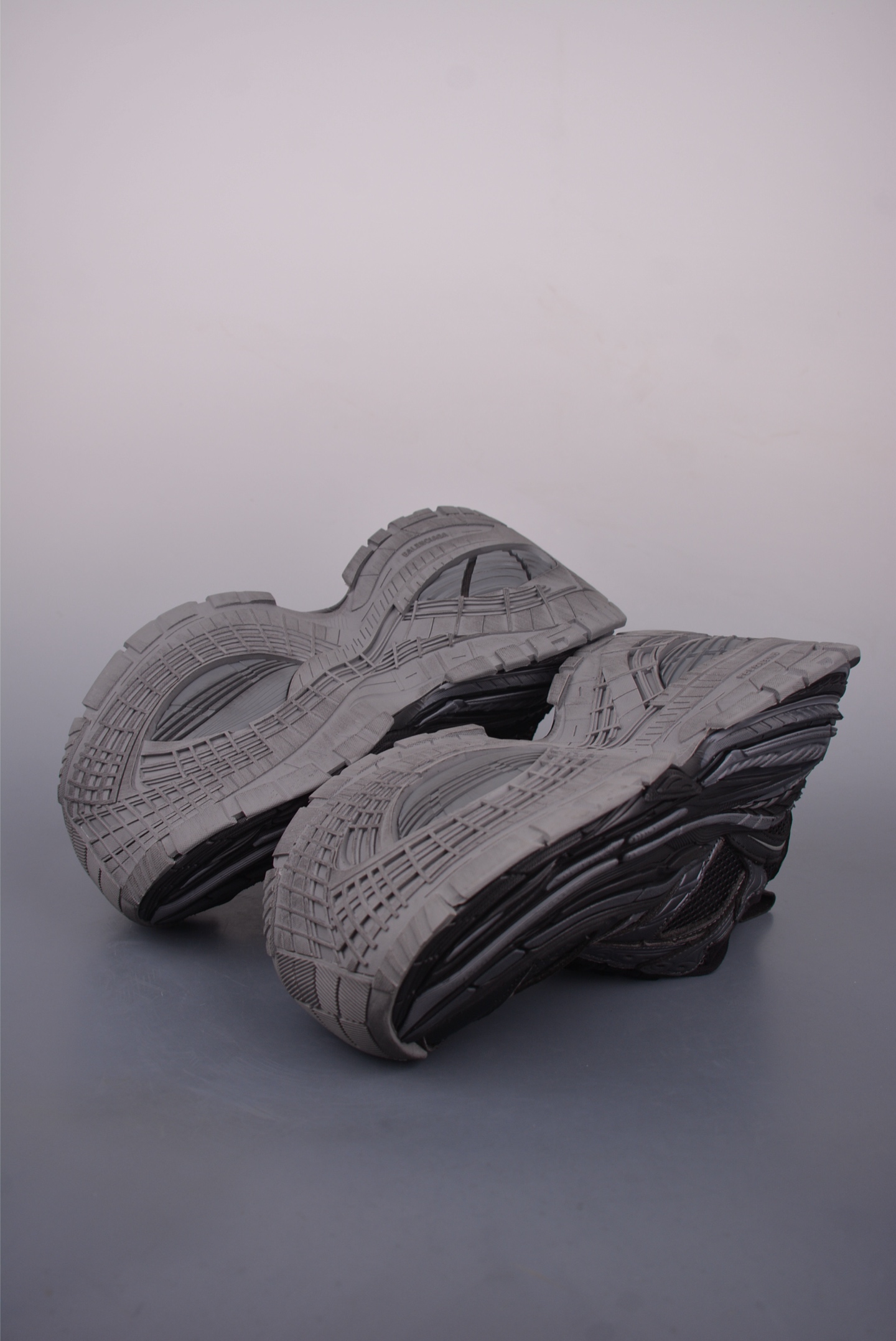 Balenciaga巴黎世家 Platform 厚底系带老爹鞋 821137 WPLTF 1011-莆田鞋,莆田鞋货源,高仿鞋,高仿鞋货源,安福档口,莆田高仿鞋,莆田鞋批发,高仿鞋批发,莆田高仿运动鞋,高仿运动鞋,莆田运动鞋 Balenciaga巴黎世家 Platform 厚底系带老爹鞋 821137 WPLTF 1011