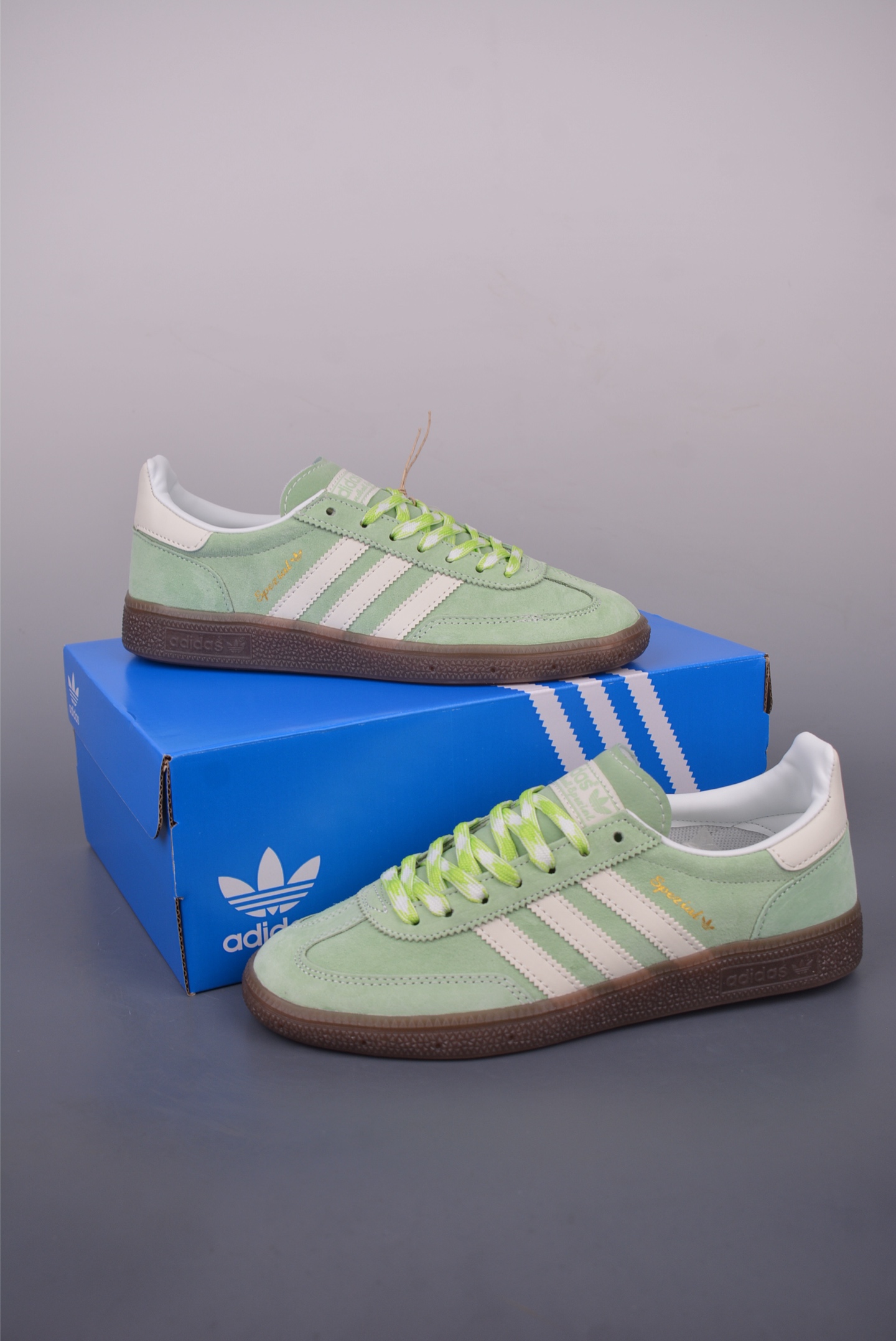 Adidas Handball Spezial Classic Retro Casual Sneakers - Light Green Suede 4 i1749682145352 6018 0 4