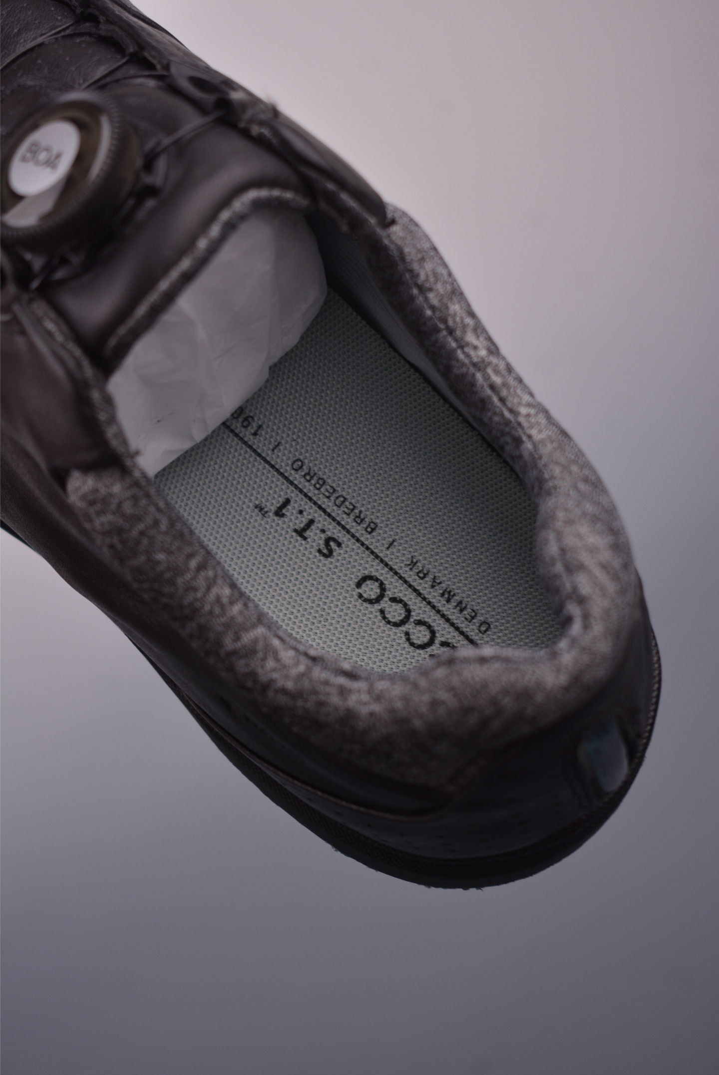 ECCO爱步运动男鞋 25年新款百搭跑步健身鞋 155814-Chinese UA Cheap High Quatity Brand Clothes Bags handbags Sneakers wholesale wholesaler seller from China Factory suppliers Fashion Clothing Shoes best Quality Beautiful Price ECCO爱步运动男鞋 25年新款百搭跑步健身鞋 155814